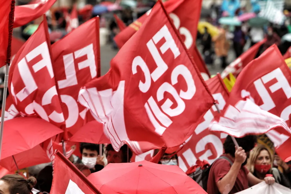 Contratto scuola, la Flc Cgil non firma