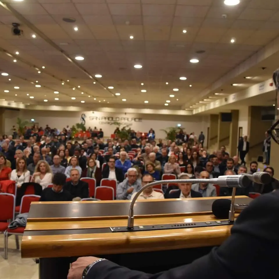 Palermo, assemblea Cgil: Lavoro Costituzione Mobilitazione