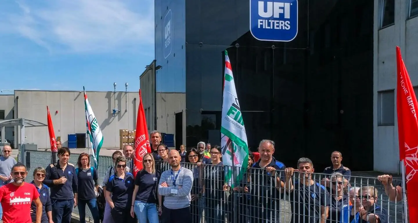 Ufi Filters licenzia, via due lavoratori su tre
