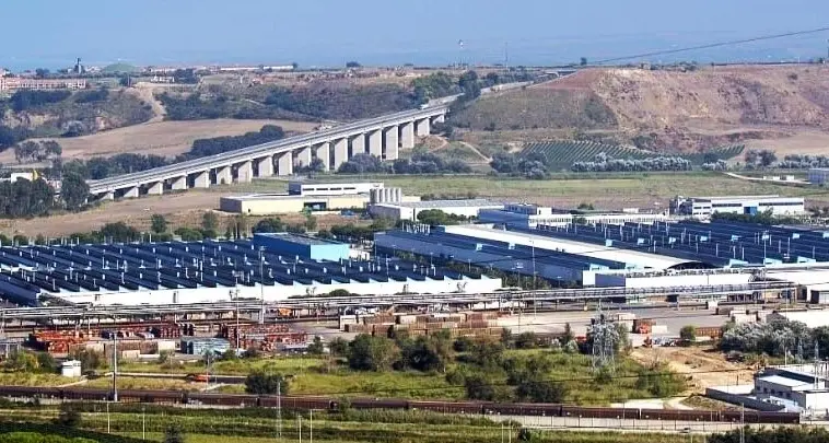 Stellantis-Acc: sindacati, no a sospensione gigafactory