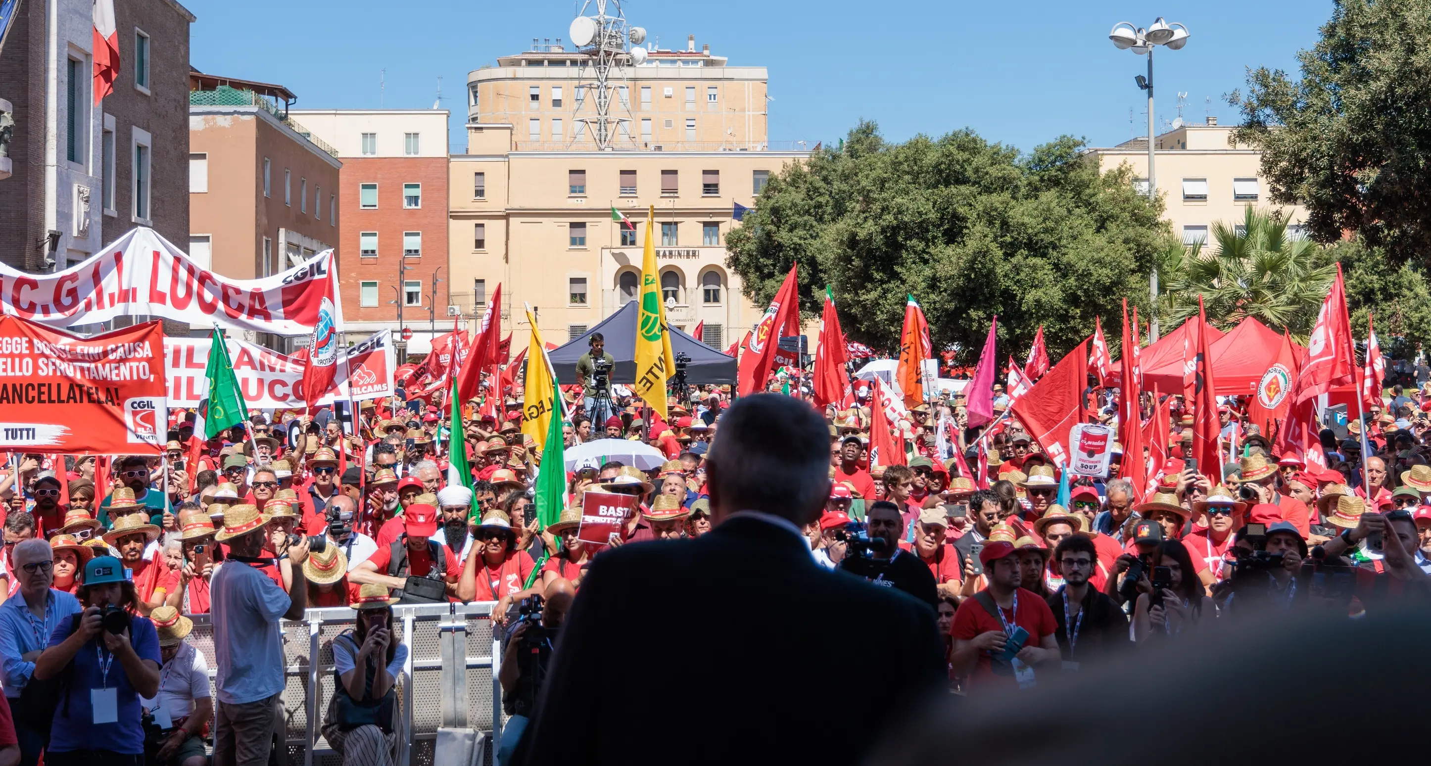 Lotta permanente contro il caporalato