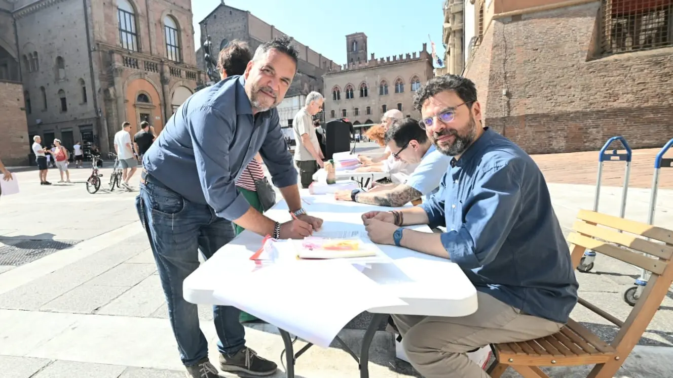 A Bologna prime firme contro l’autonomia differenziata