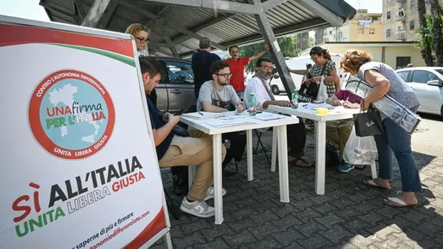 Autonomia, raggiunte 500 mila firme: ‘La raccolta continua’