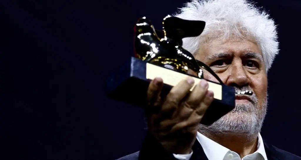 Il Leone d’oro di Almodovar per il diritto all’eutanasia