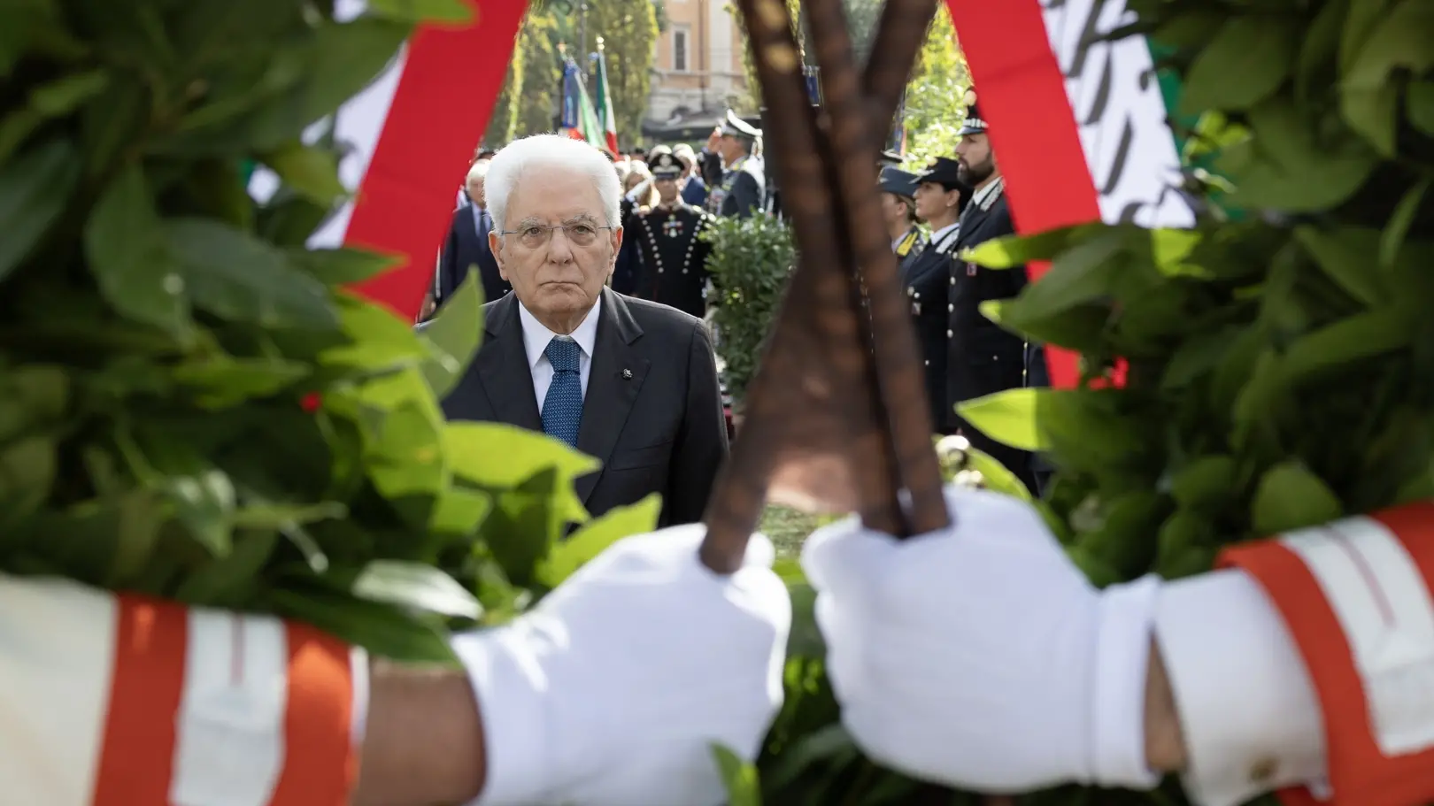 Mattarella: “Morire sul lavoro è inaccettabile”