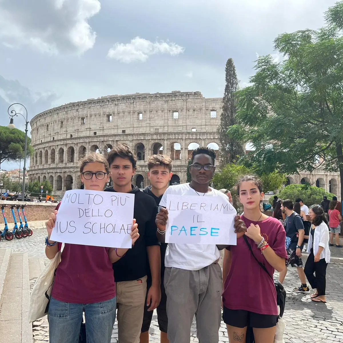 Cittadinanza, le scuole scendono in campo