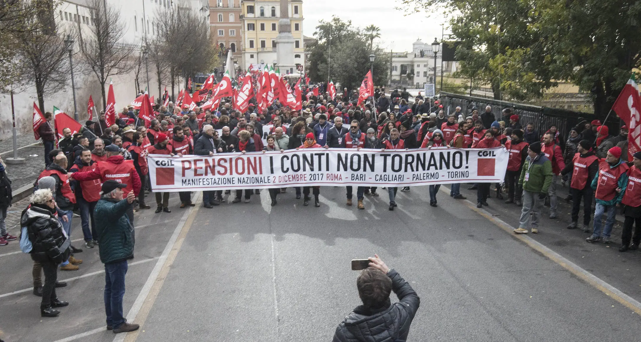 Il governo continua ad accanirsi sui pensionati