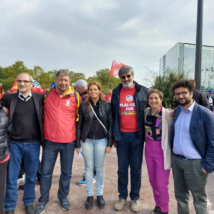 In piazza a Strasburgo contro le catene del subappalto