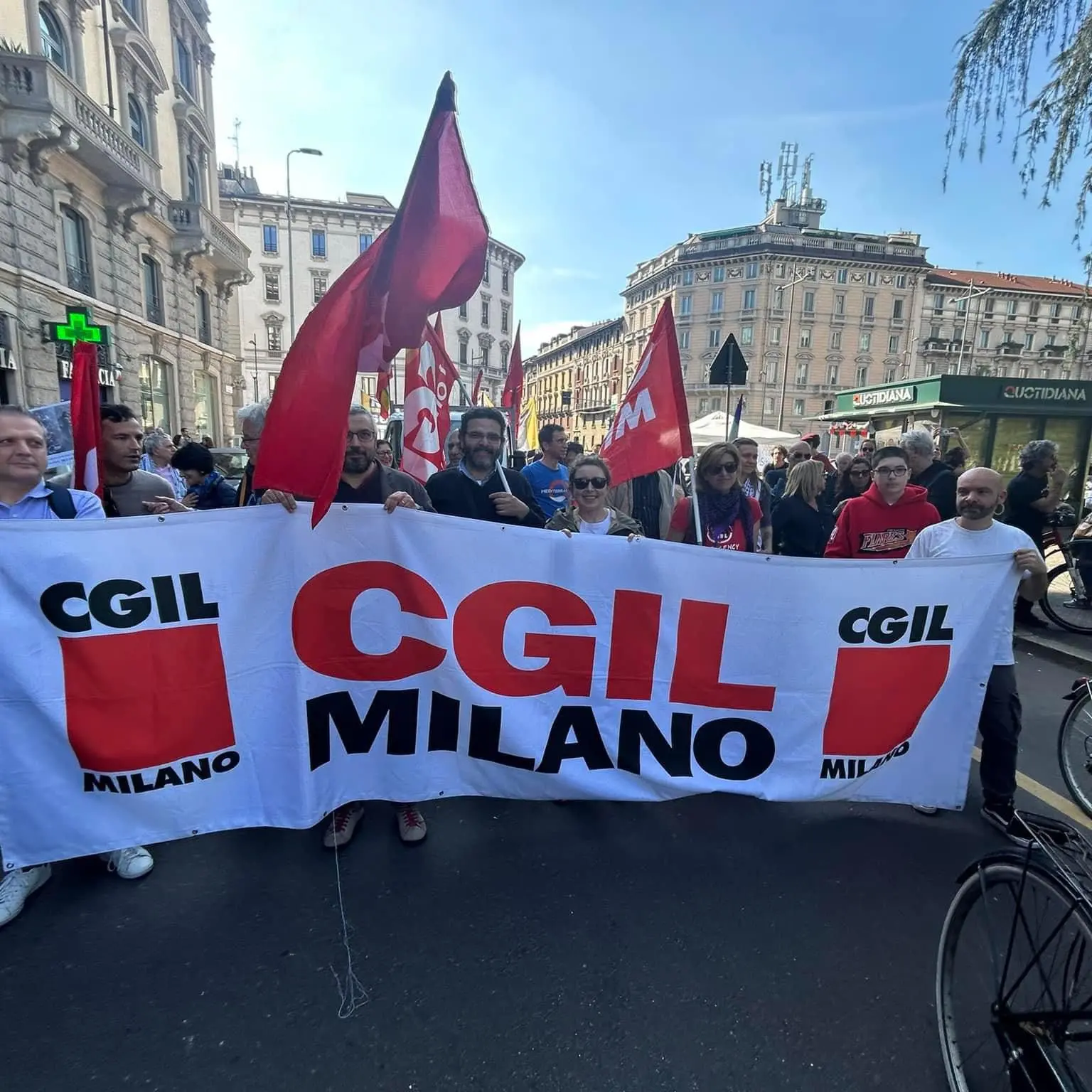 Il delegato sociale Cgil Milano: nessuno si salva da solo