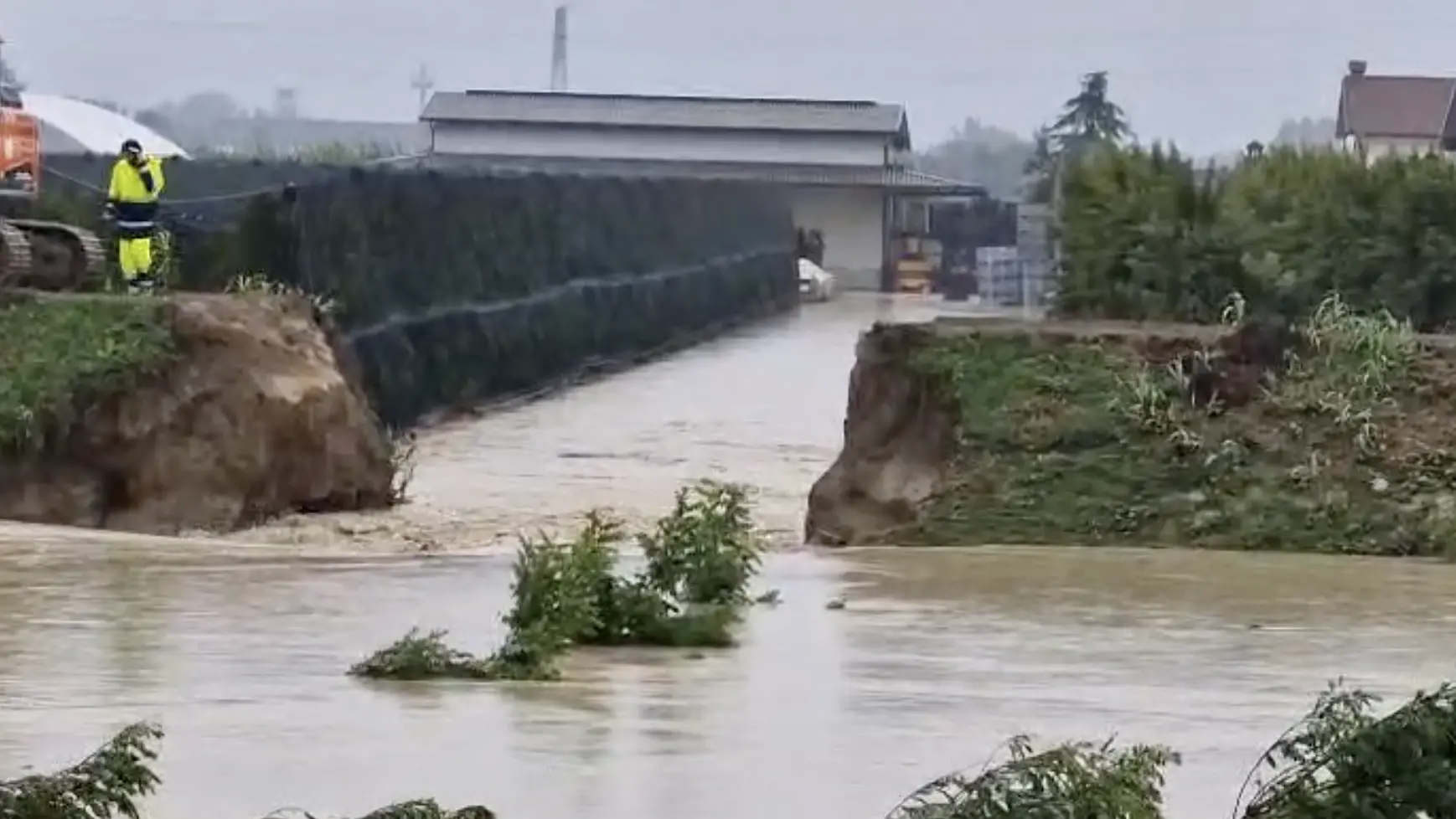 Un’altra notte di emergenza e fango in Romagna