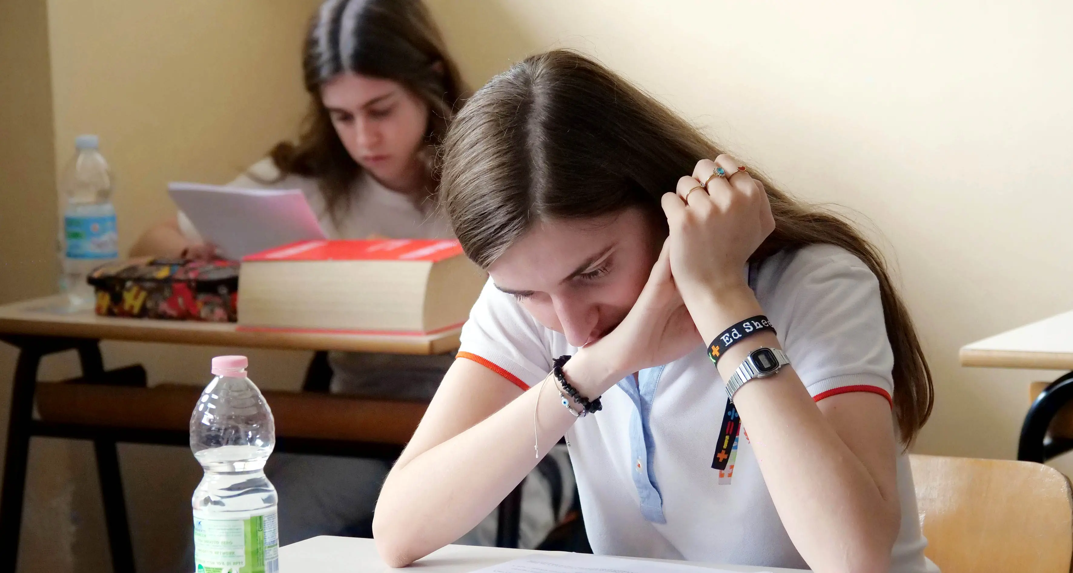 Superiori in quattro anni? Una scuola col segno meno