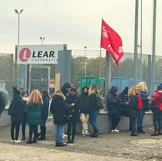 Lear, sindacati: ancora nessuna reindustrializzazione