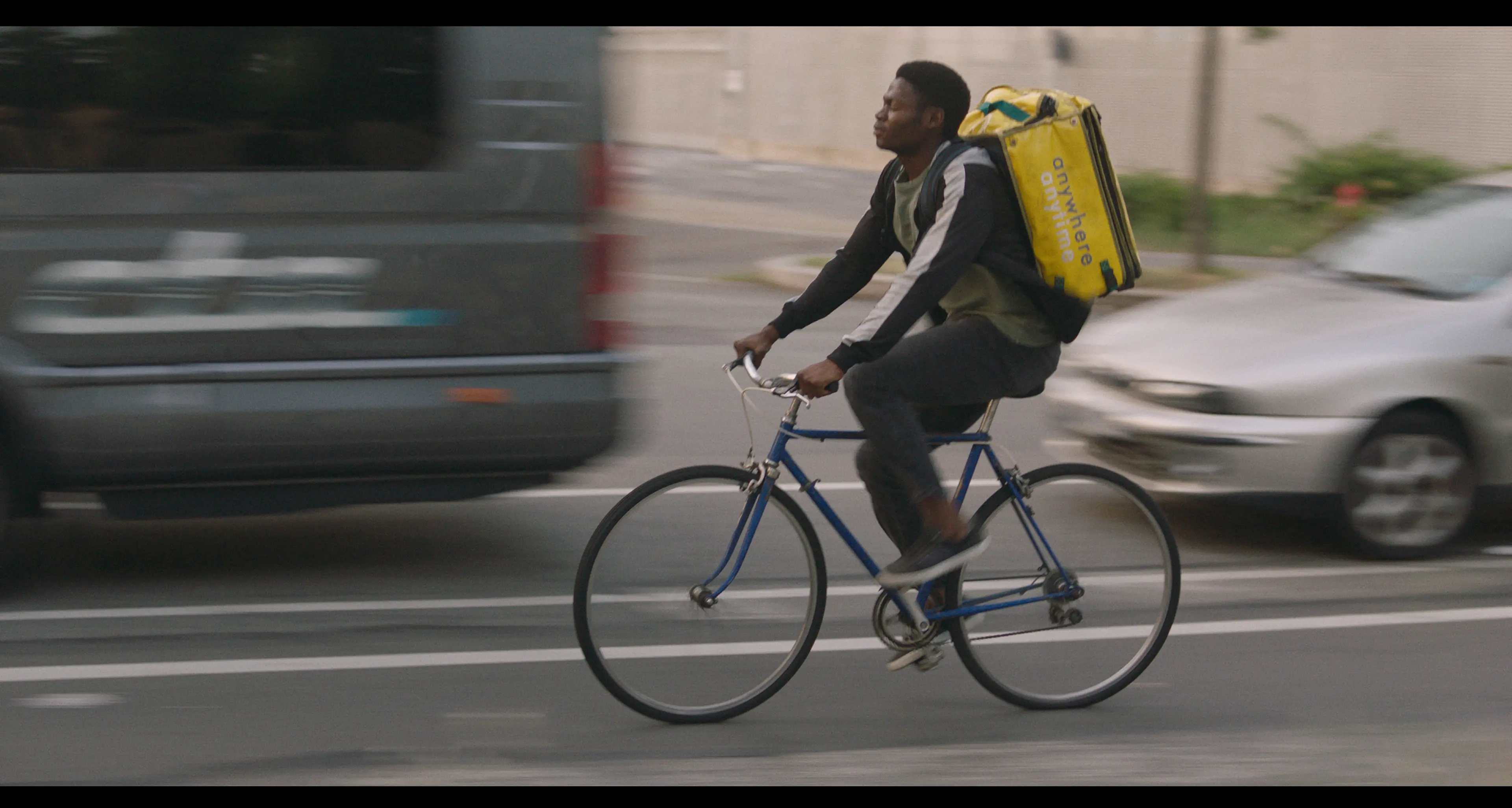 Milad Tangshir: Vi racconto i miei “Ladri di biciclette”