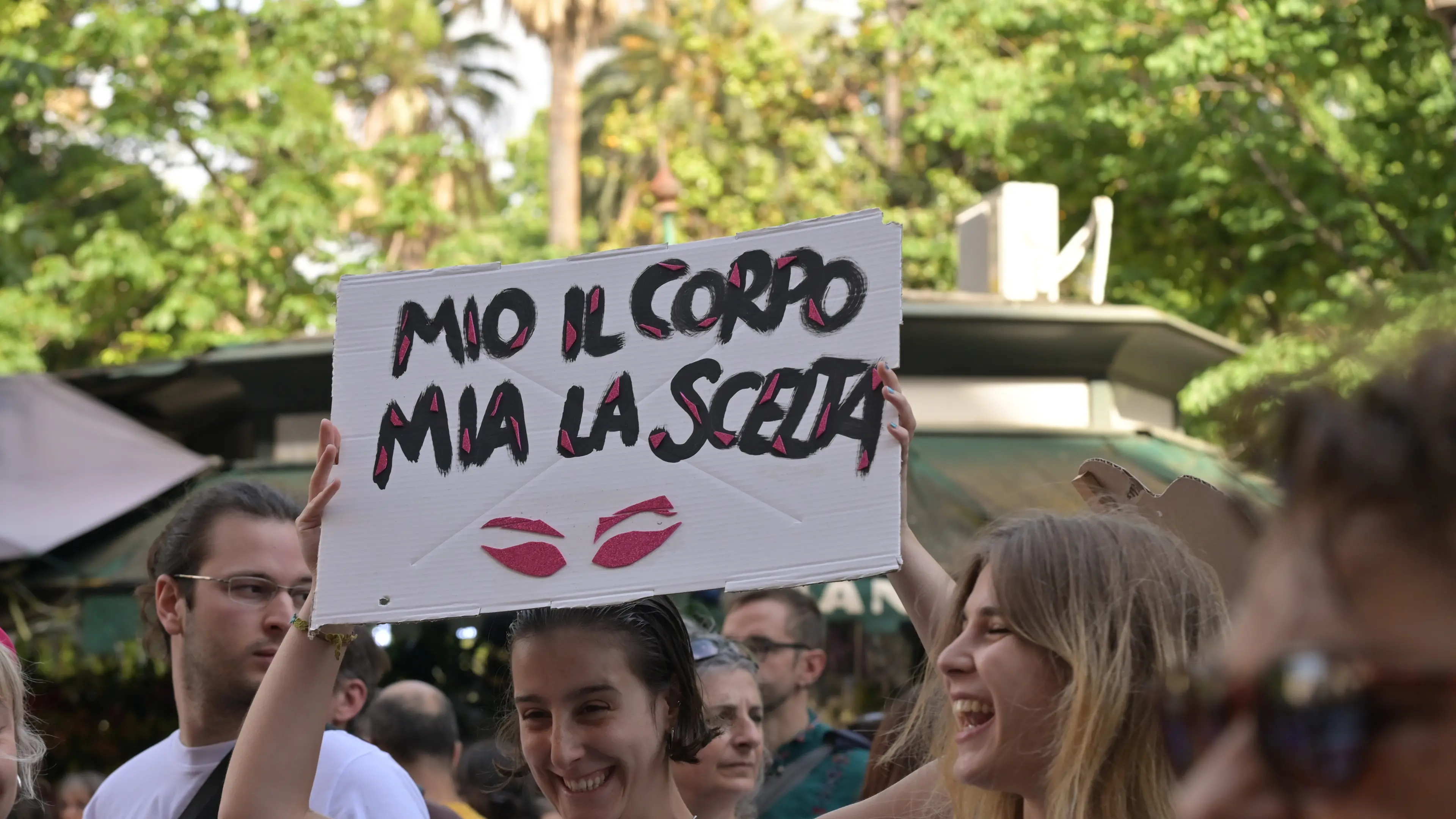 IMAGOECONOMICA