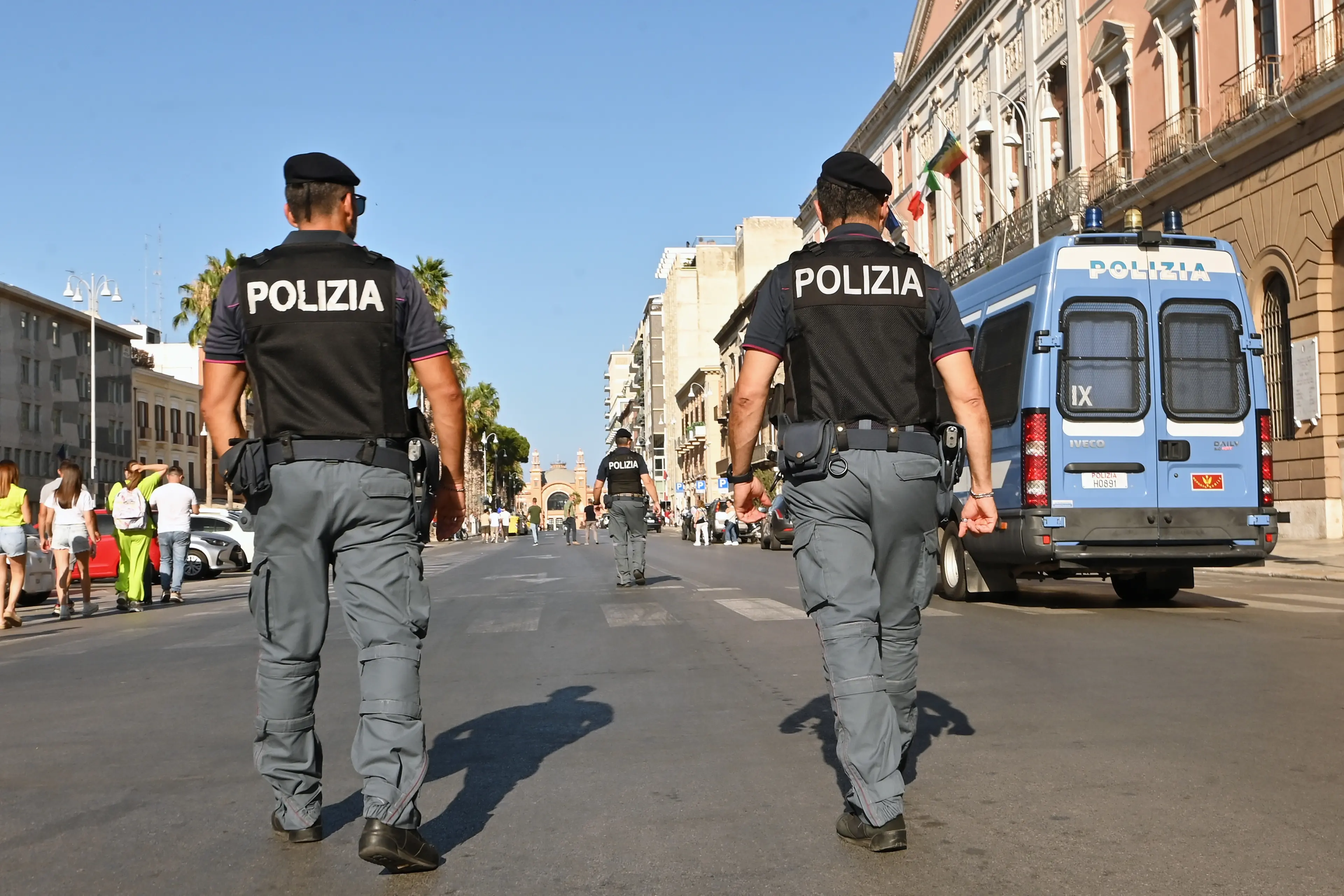 Polizia, mille giorni senza contratto. Altro che decreto sicurezza