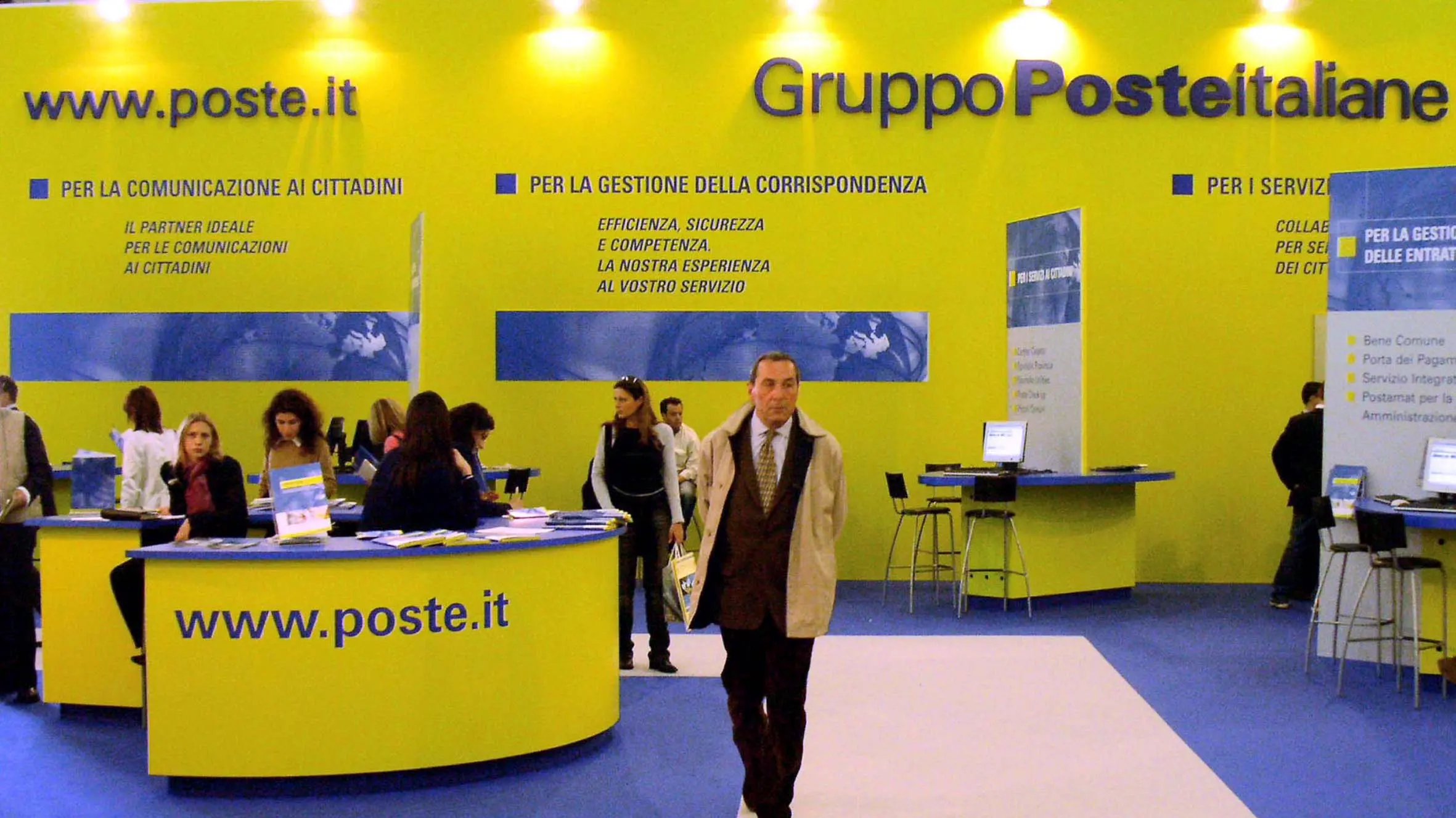 Poste, Cgil e Slc: No a rinuncia servizio universale