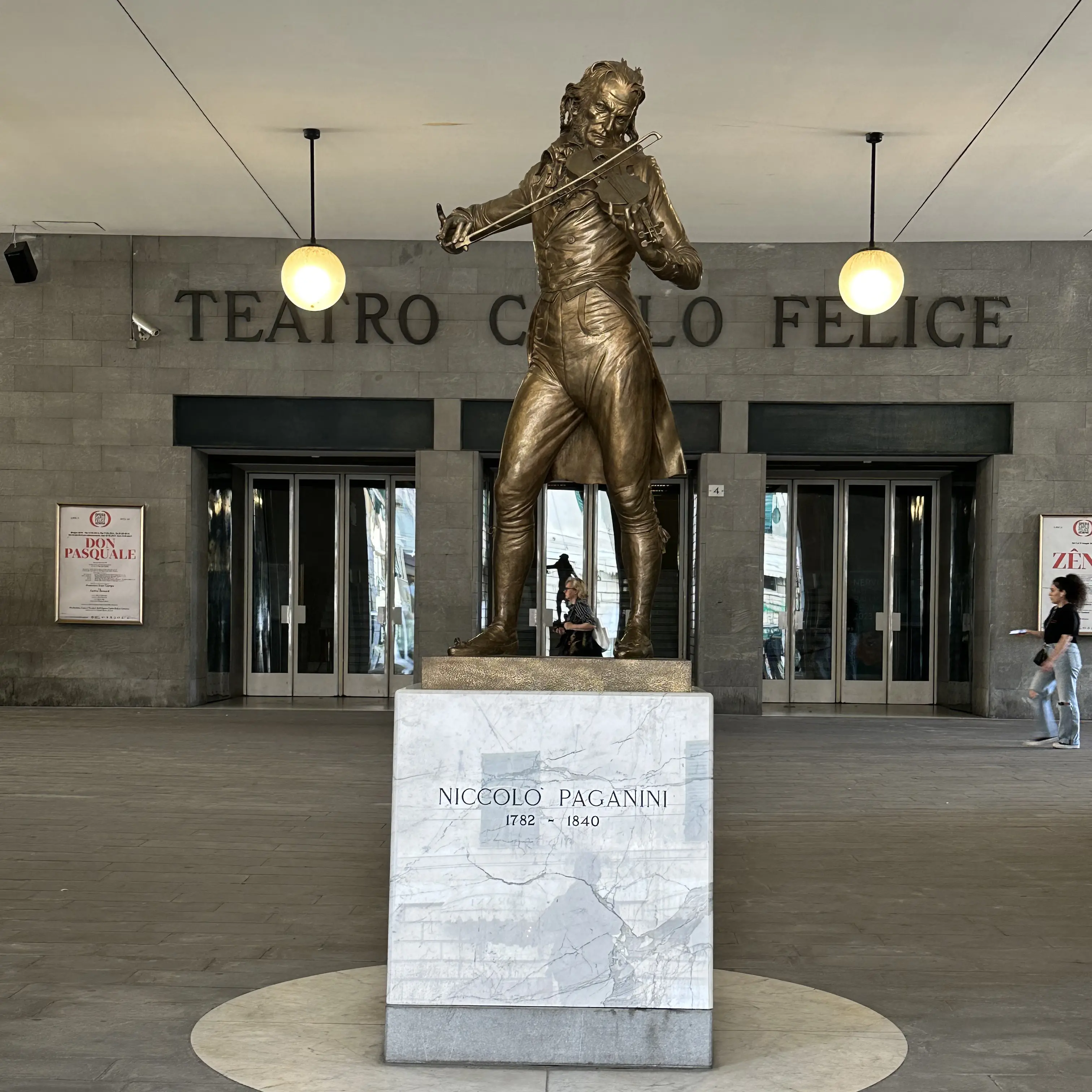 Teatro Carlo Felice, è sciopero