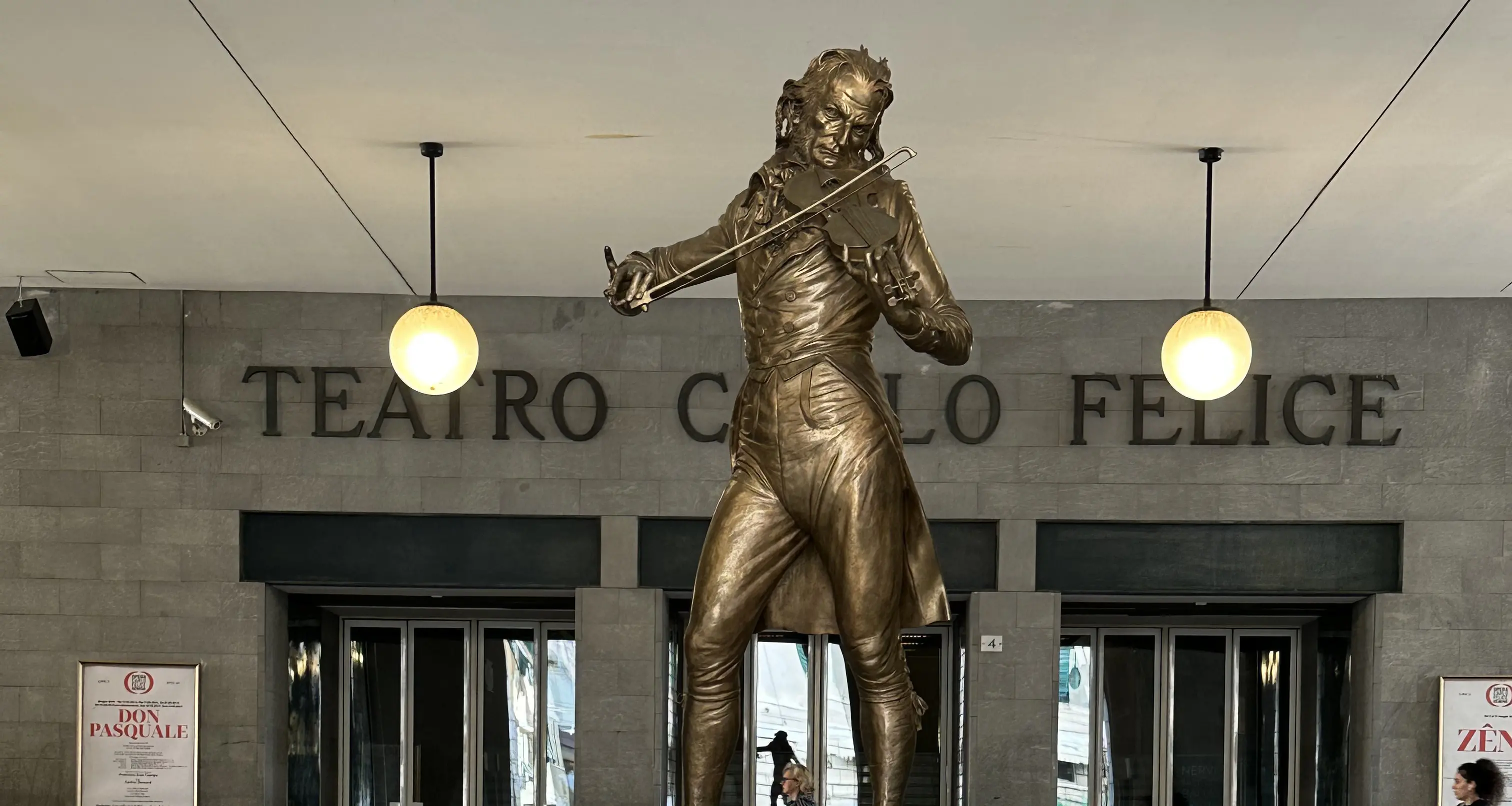 Teatro Carlo Felice, è sciopero