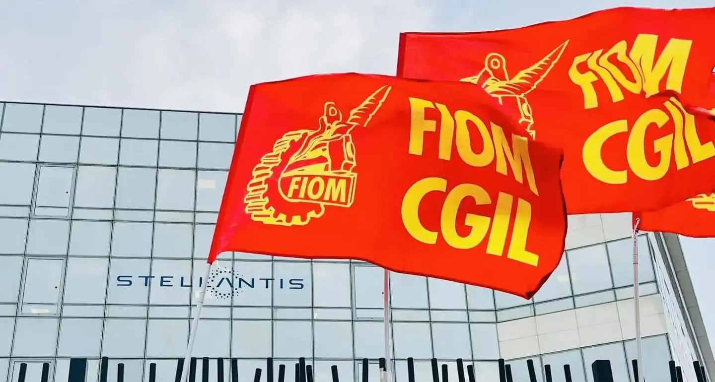 Stellantis, Fiom: continua il disimpegno dall’Italia