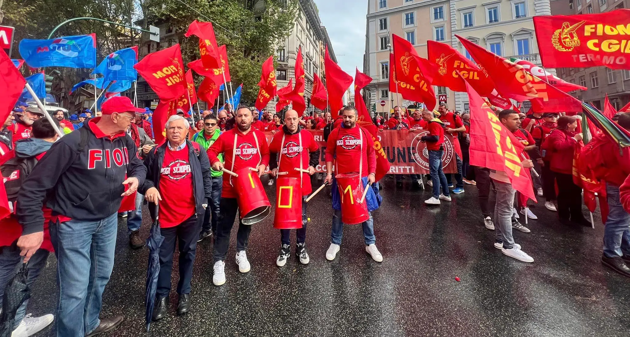 “Cambiamo marcia”, i metalmeccanici chiedono un futuro