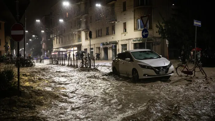 Bologna sott’acqua, sindacati pronti a proteggere il lavoro