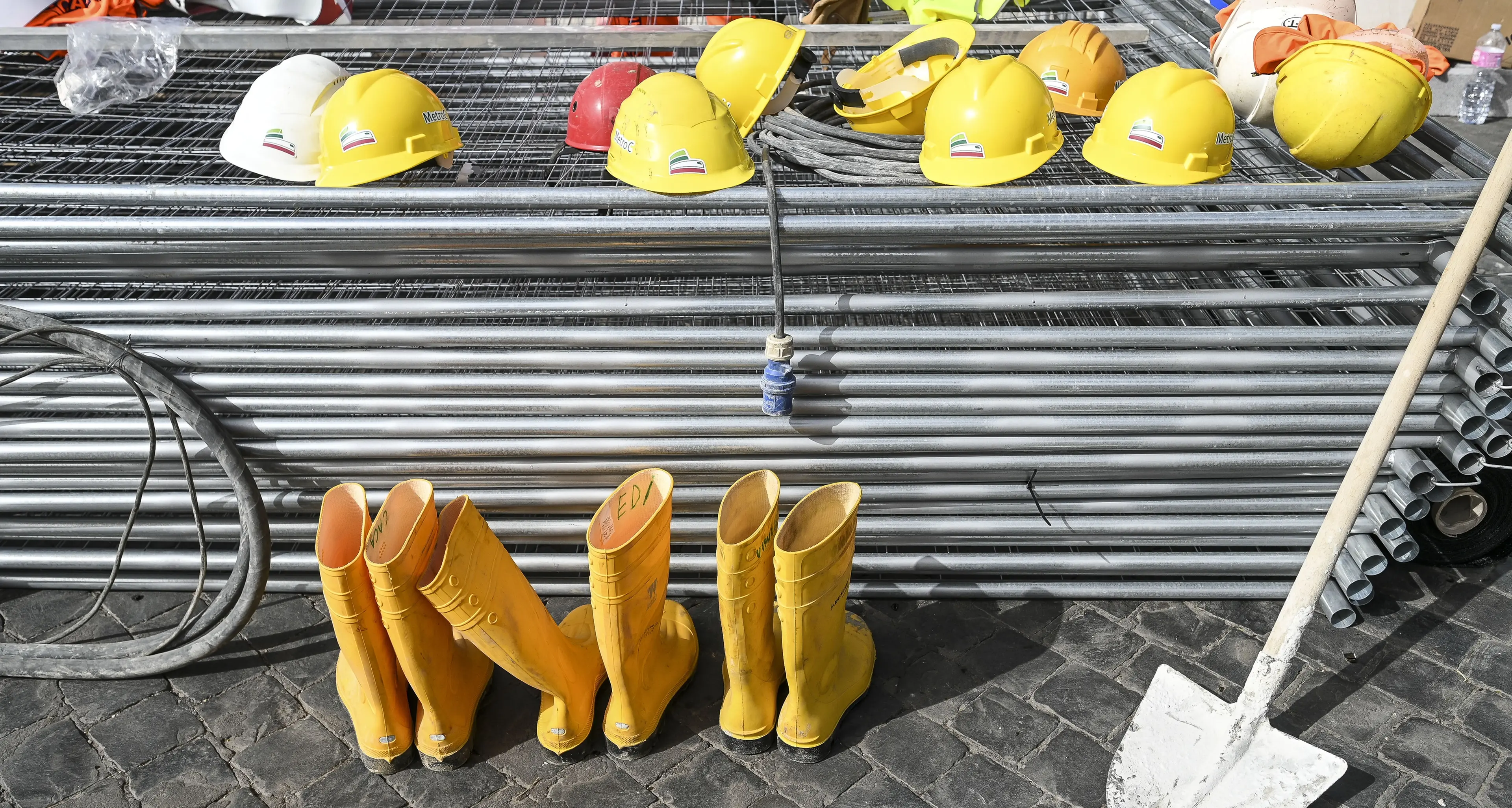 Edilizia, al via sperimentazione del badge di cantiere