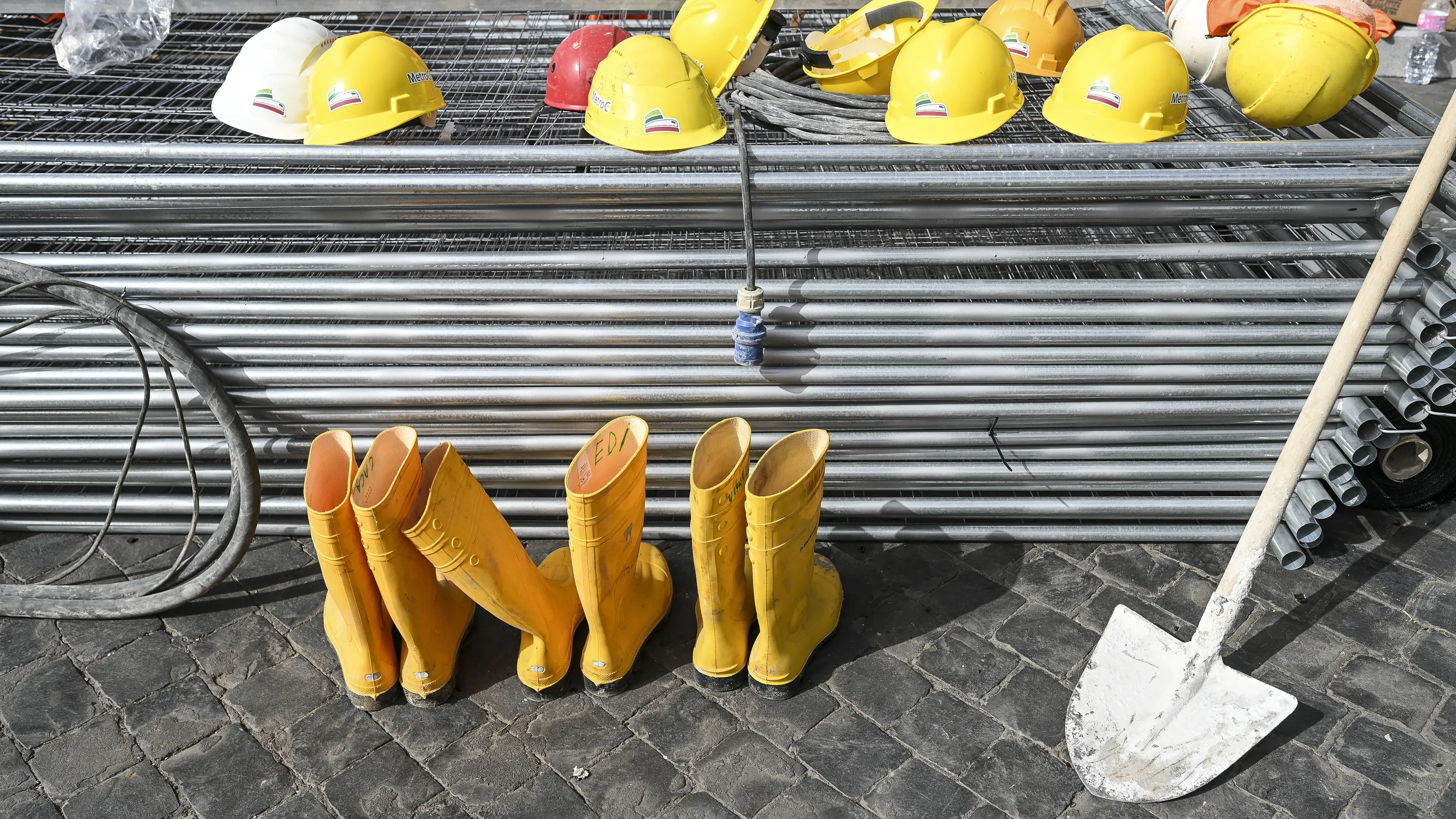 Sangue sul lavoro, muoiono due operai