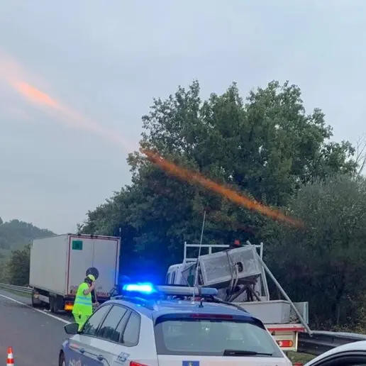 Morti due operai travolti da un tir sull’A1 vicino Orvieto