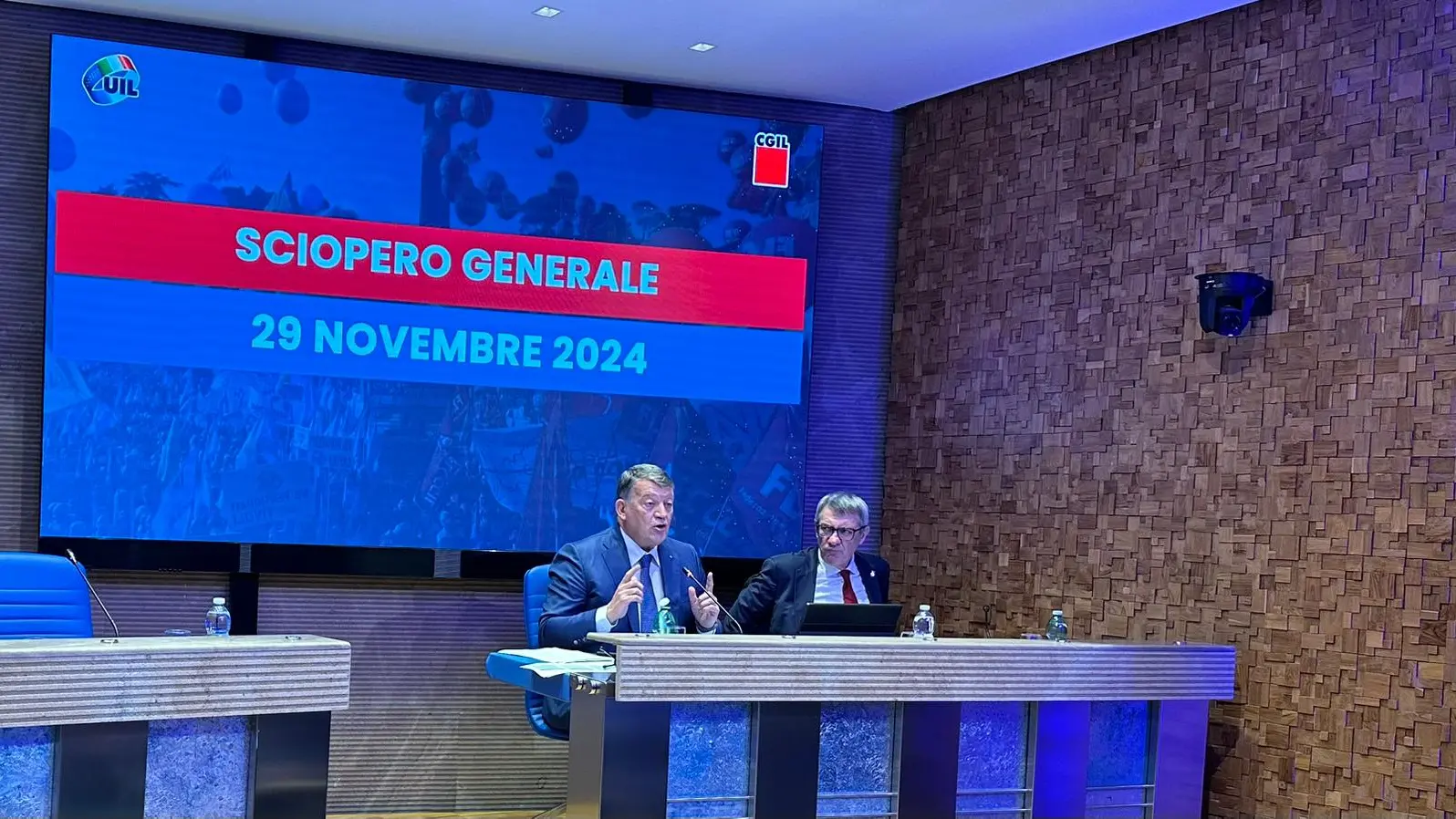 Manovra, la conferenza stampa di Landini e Bombardieri