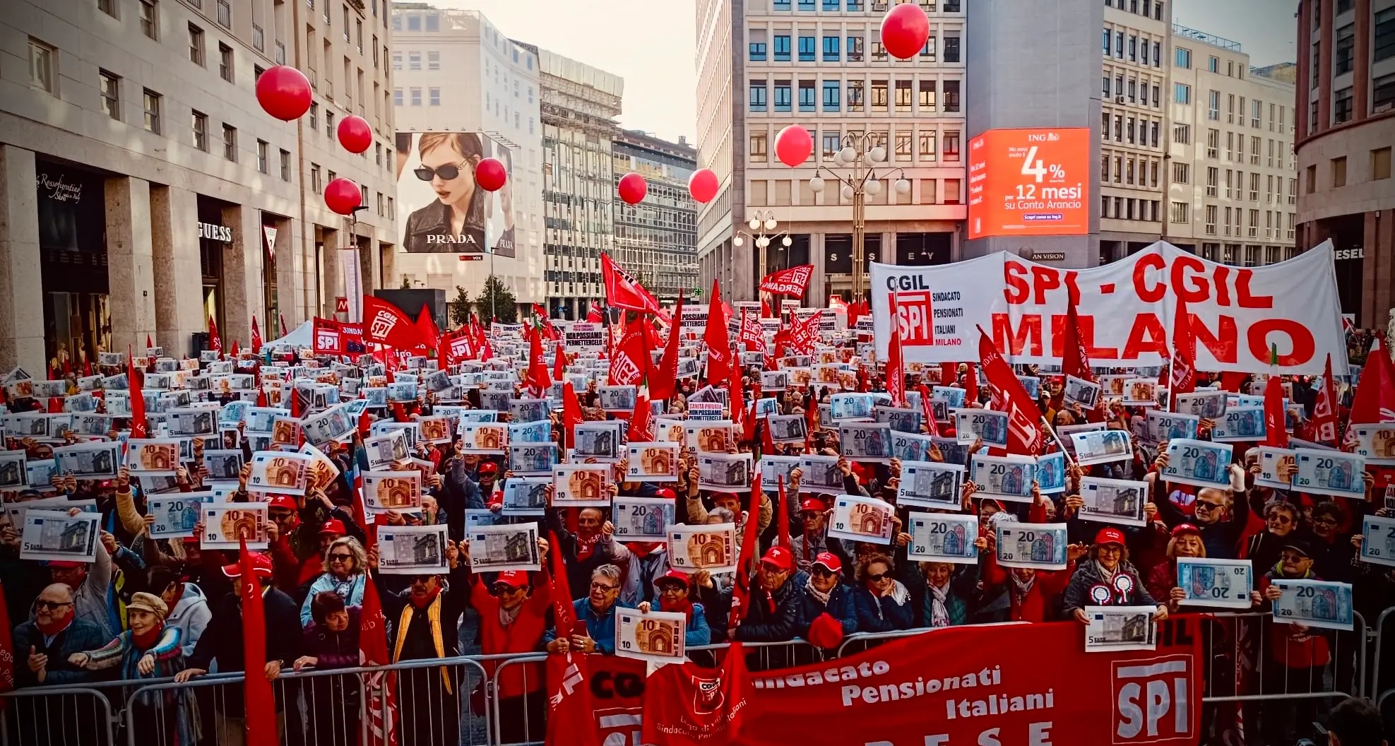 A Milano oltre 5 mila pensionati nella piazza dello Spi Cgil contro la manovra