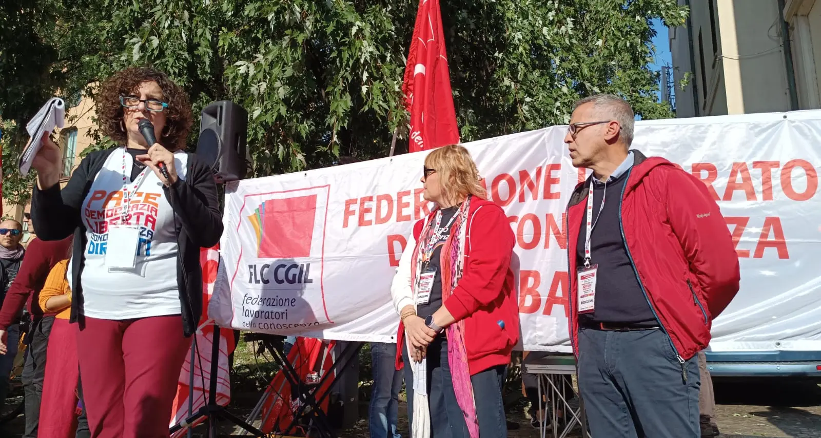 In piazza per la dignità dei lavoratori della conoscenza