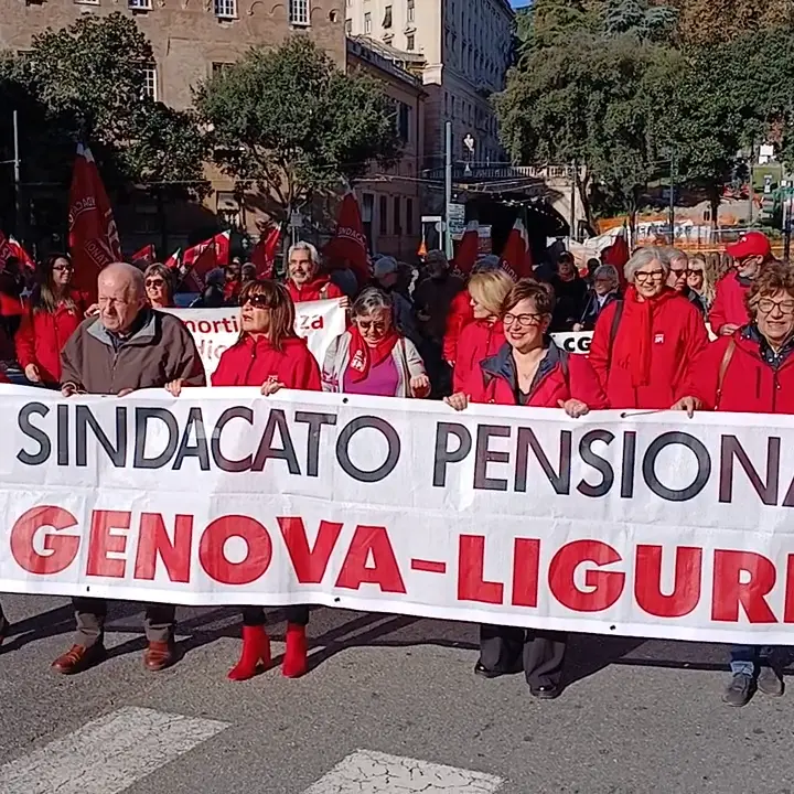 A Genova è sceso in piazza lo Spi Cgil