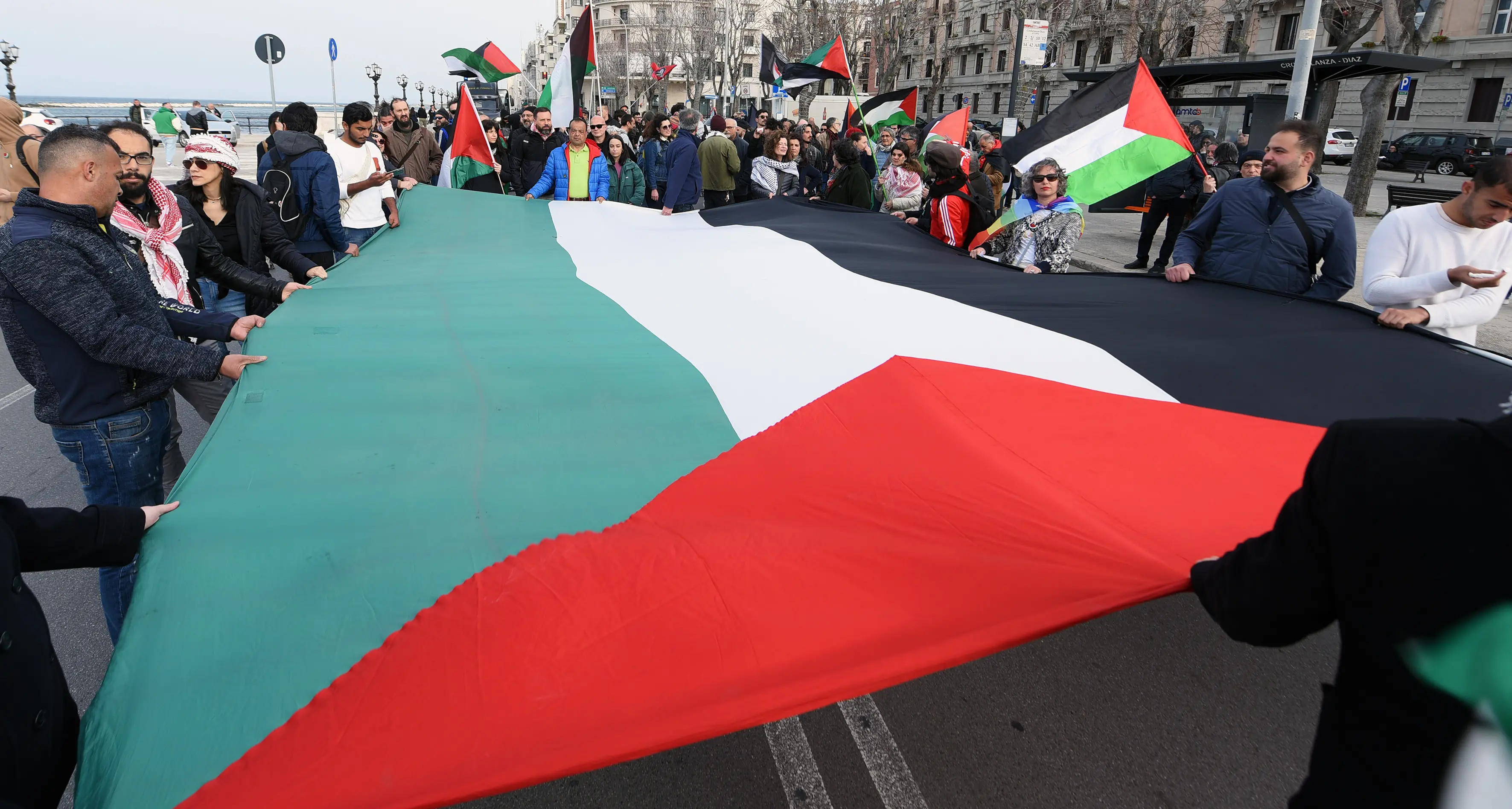 L’Oil riconosce la Palestina