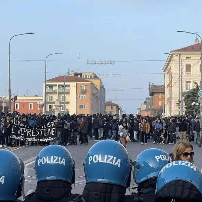 “A Bologna un leader di estrema destra dava ordini ai funzionari della questura”