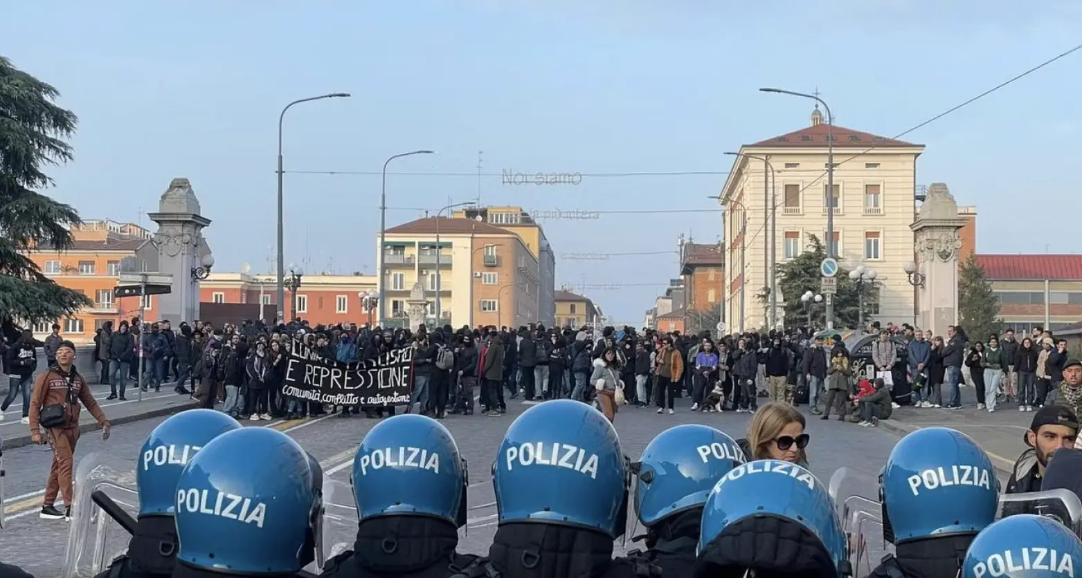 “A Bologna un leader di estrema destra dava ordini ai funzionari della questura”