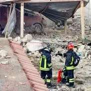 Ercolano, esplode fabbrica abusiva di fuochi d’artificio: 3 vittime giovani al primo giorno di lavoro