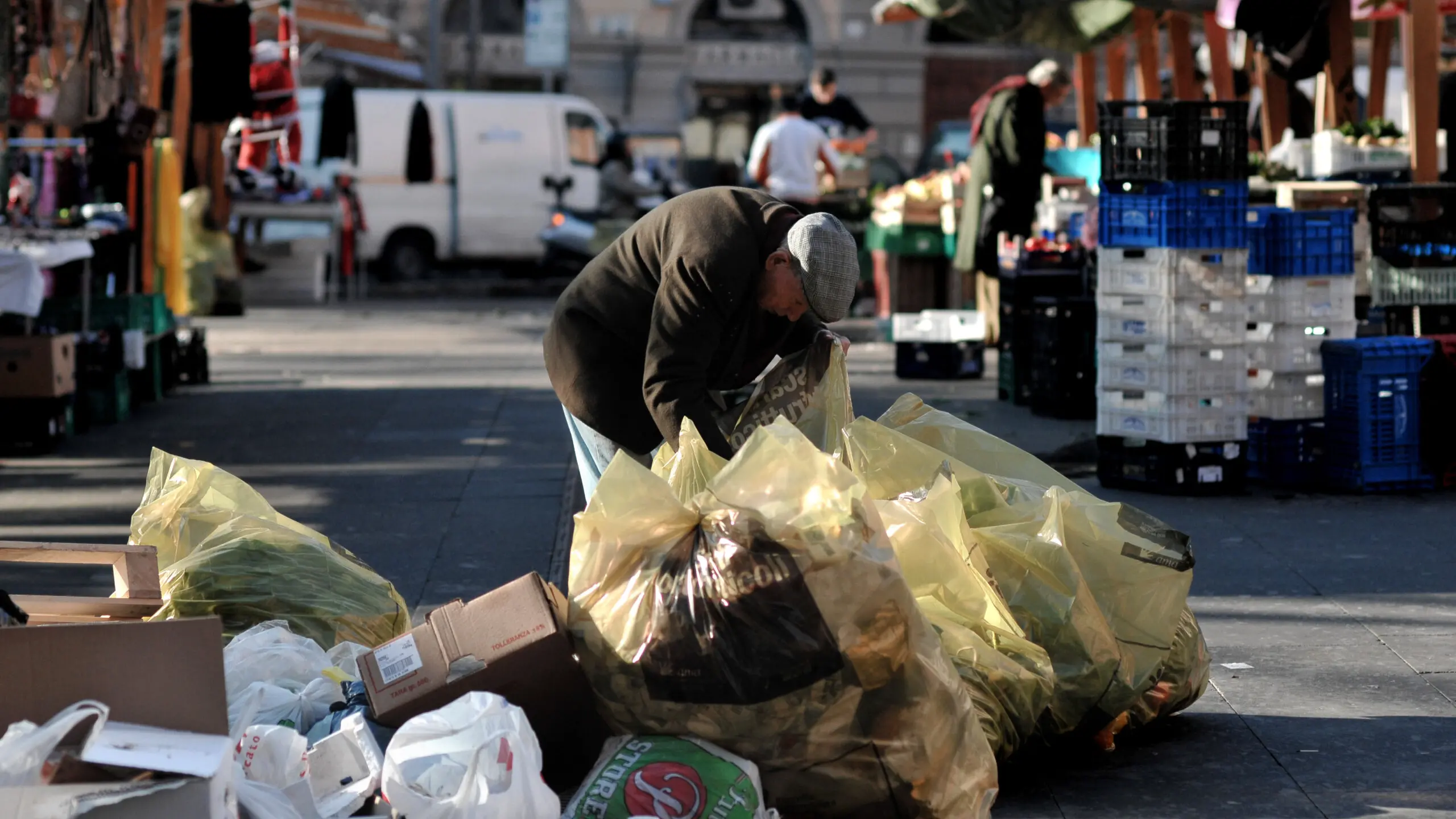 Poveri e dimenticati