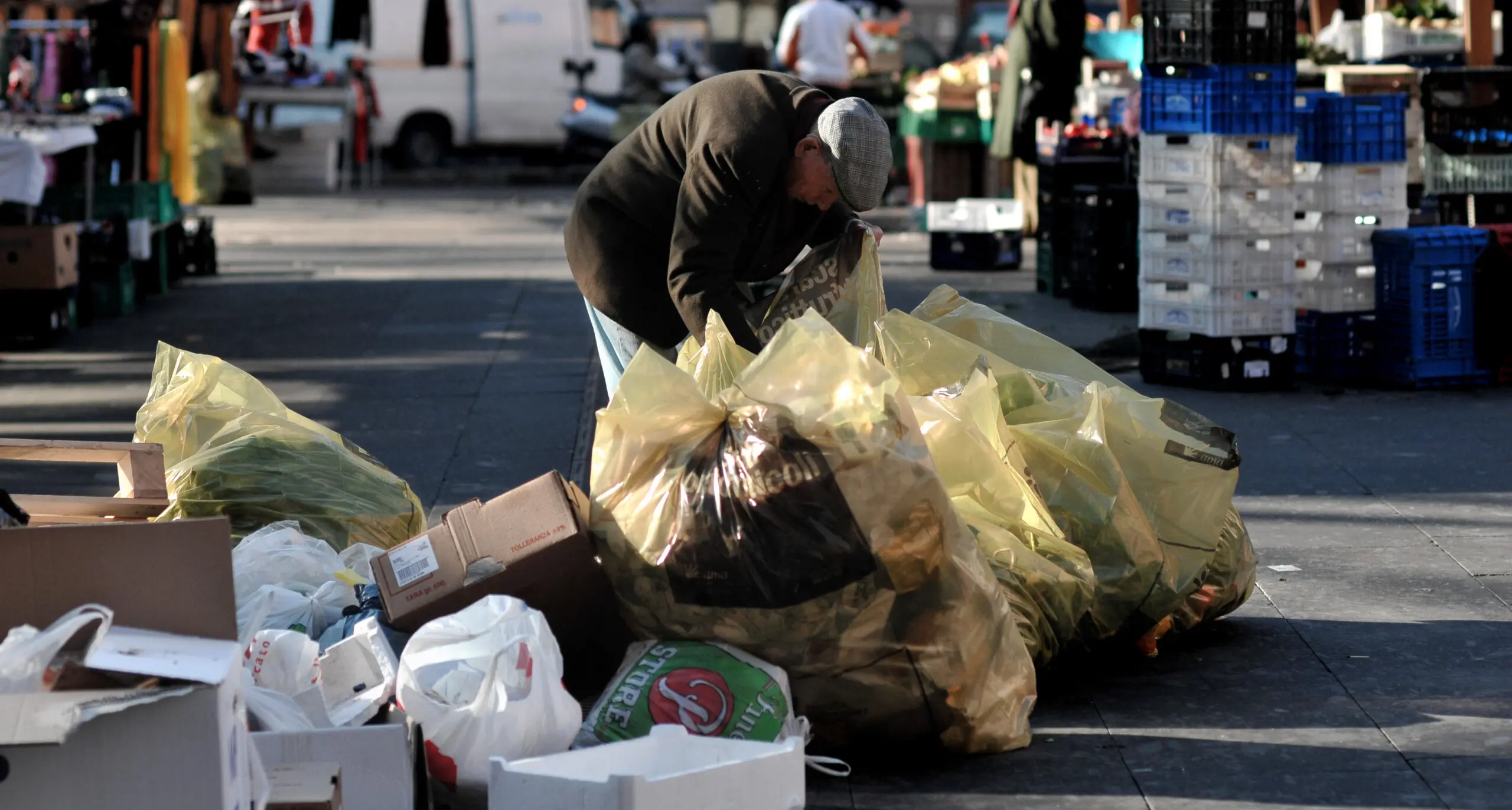 Poveri e dimenticati