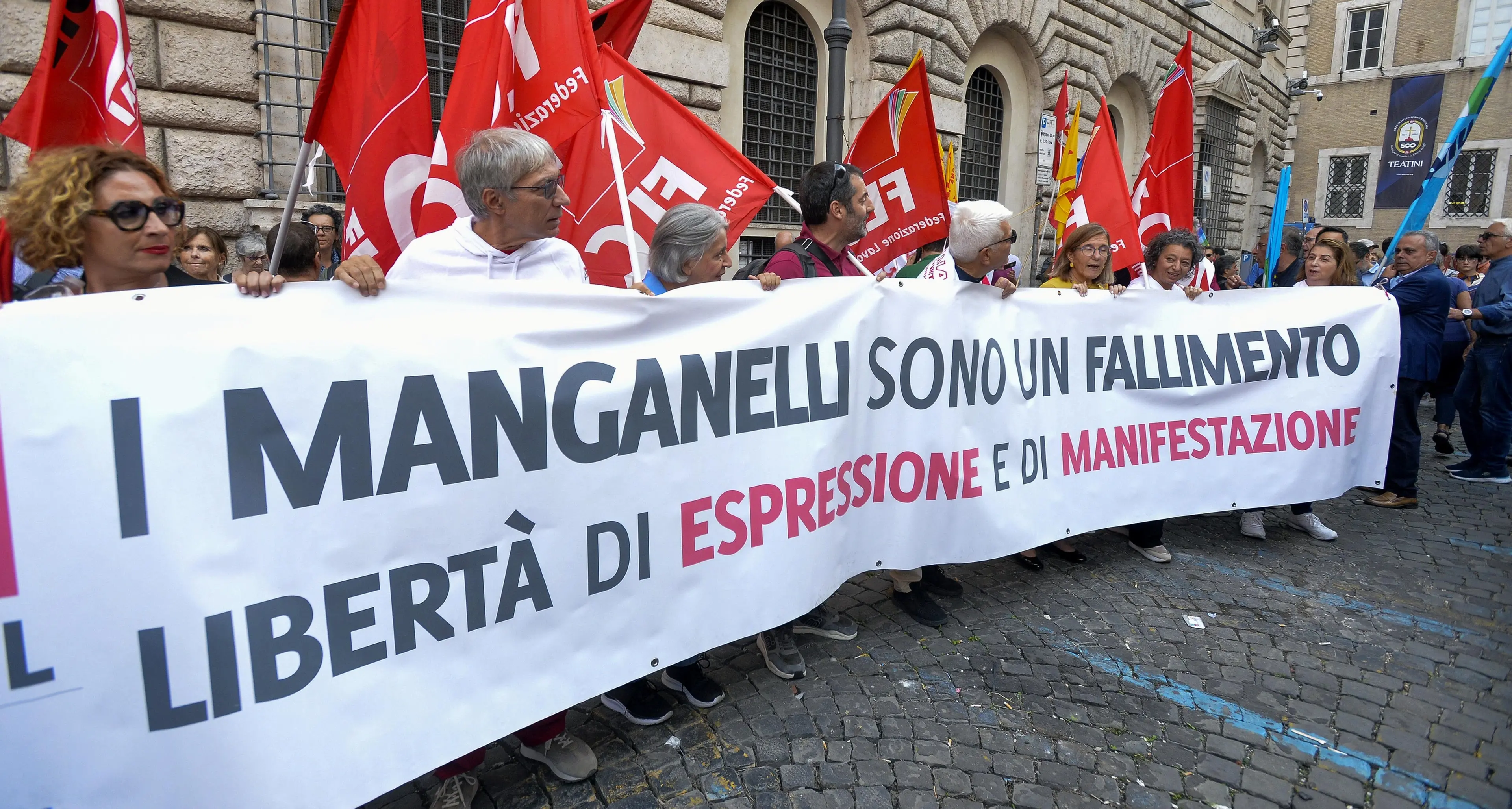 In piazza per la libertà d’espressione