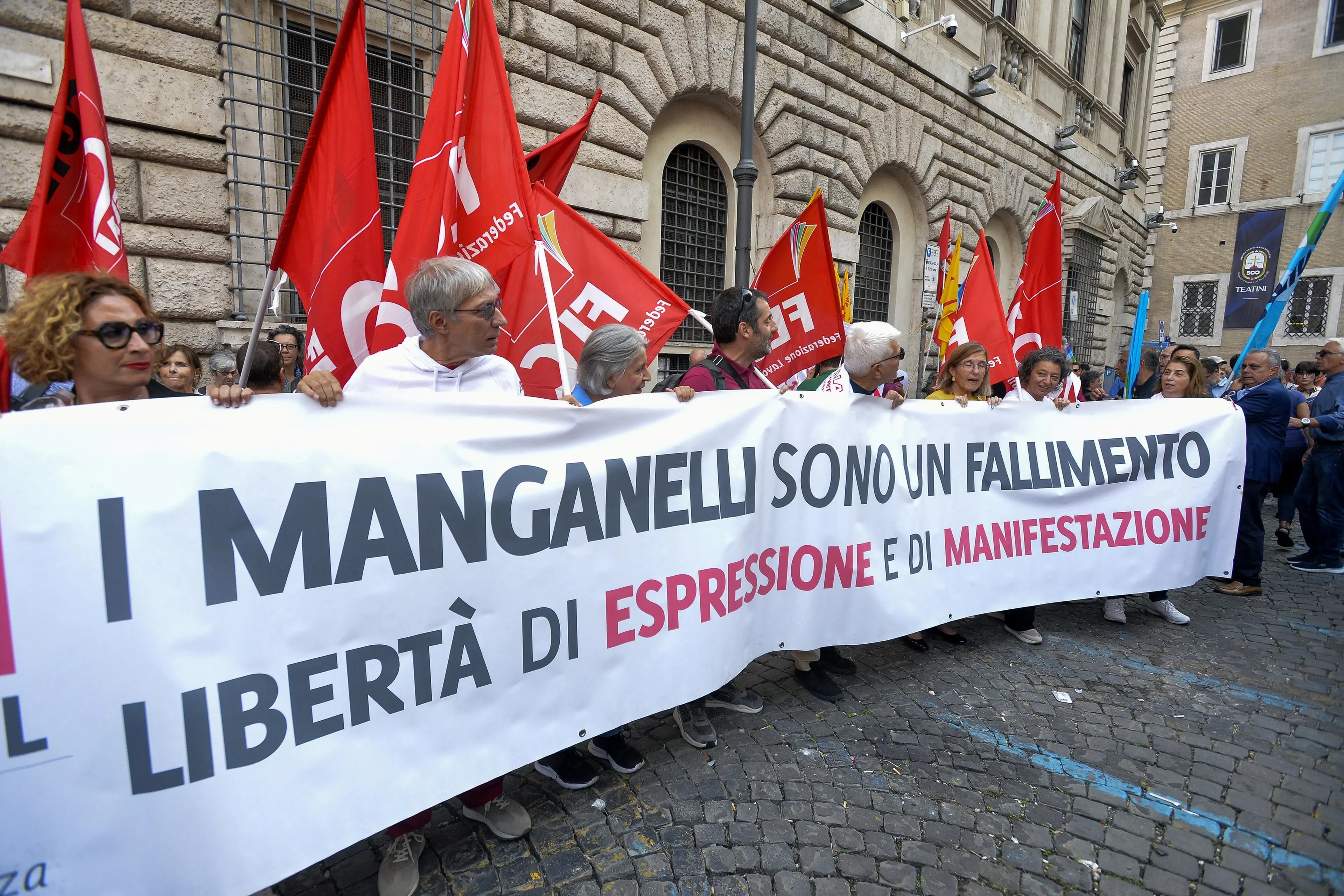 In piazza per la libertà d’espressione