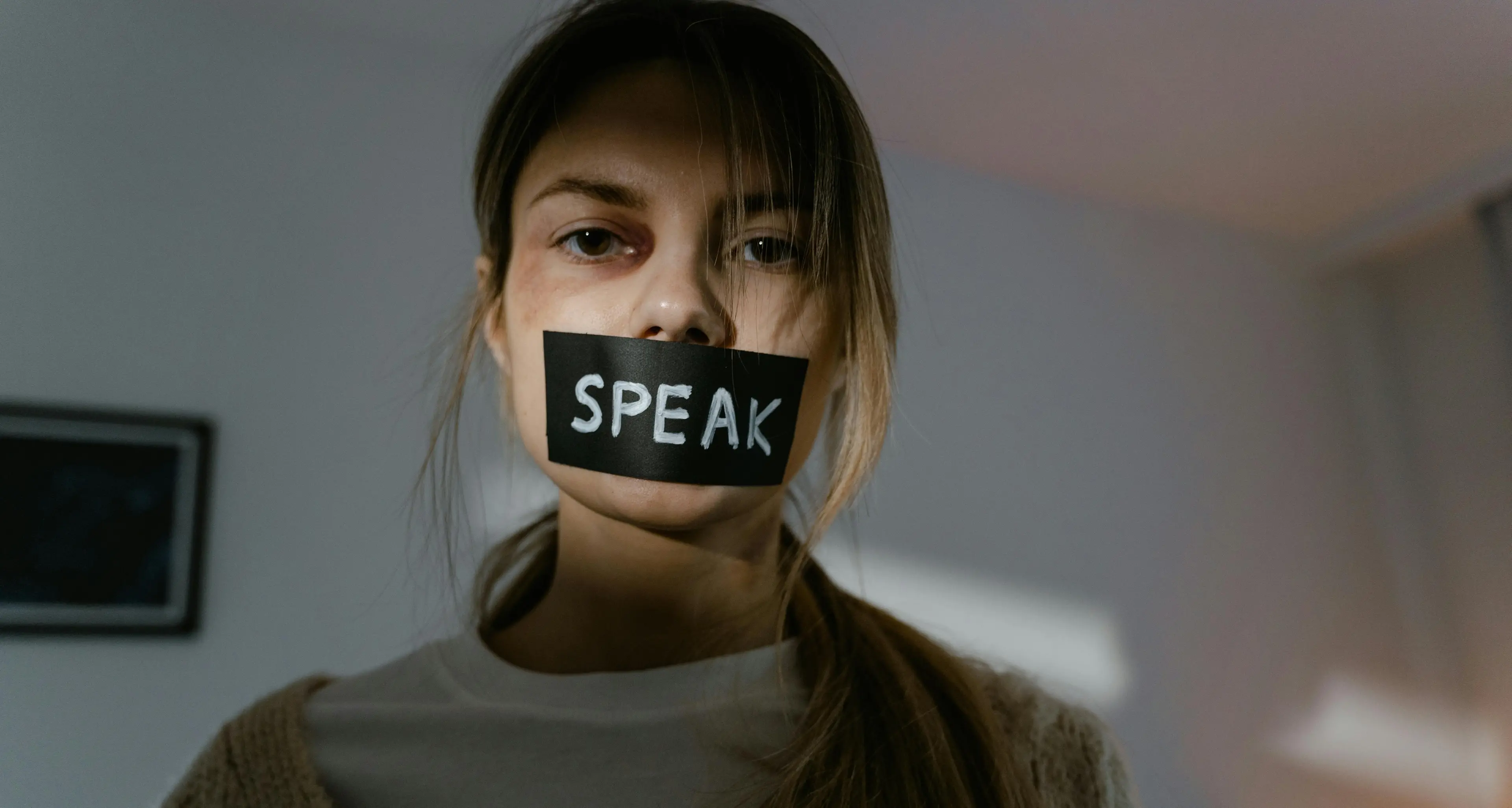 L'austerità alimenta la violenza contro le donne