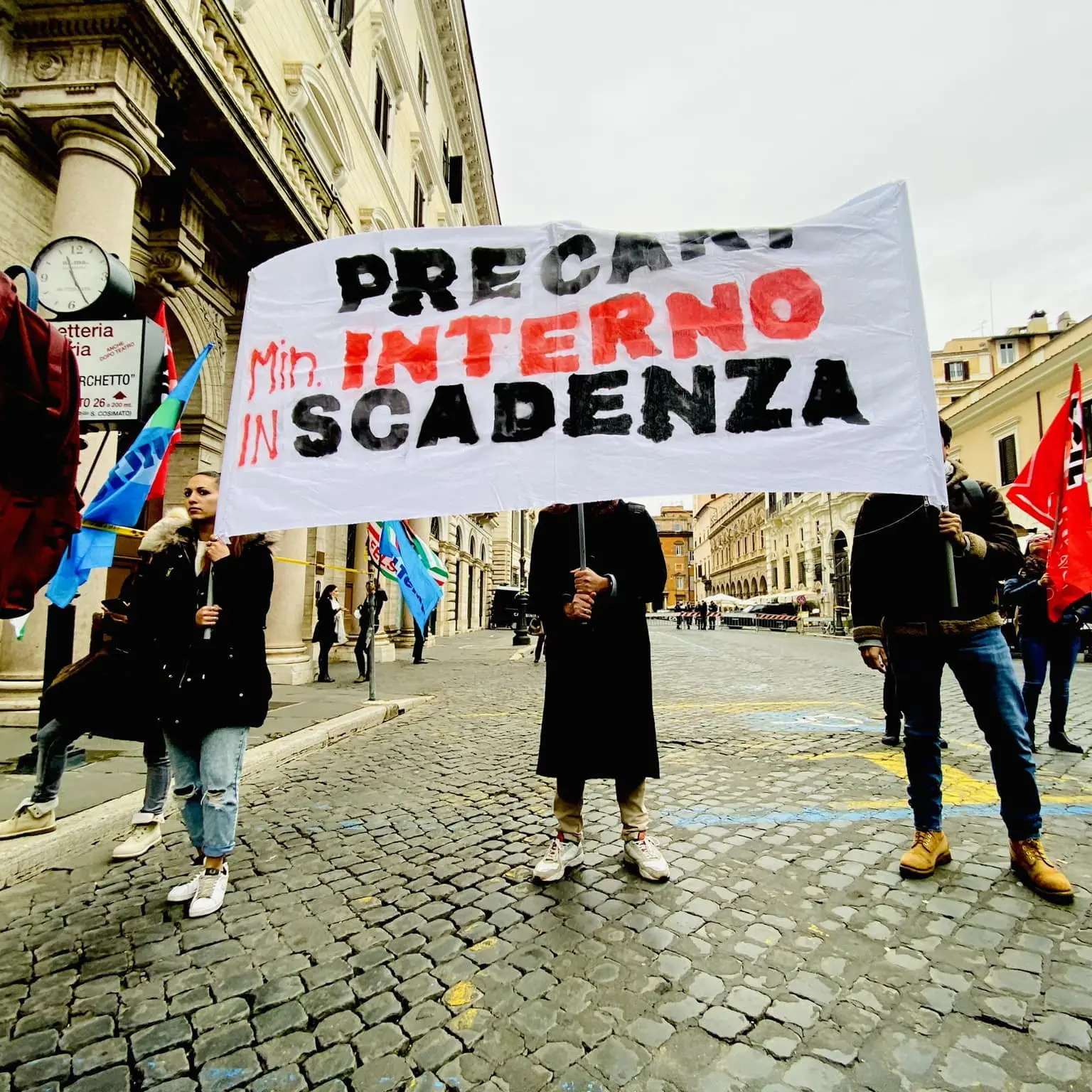 Basta precarietà, somministrati in sciopero