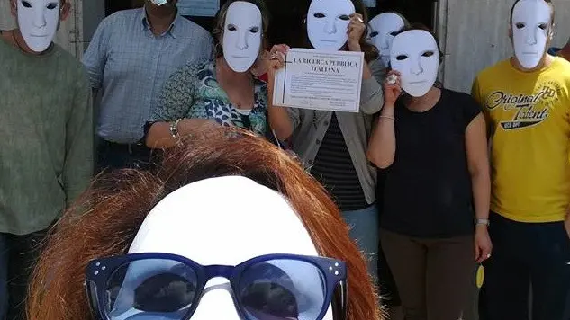fotografia di Precari Uniti CNR, pagina Facebook