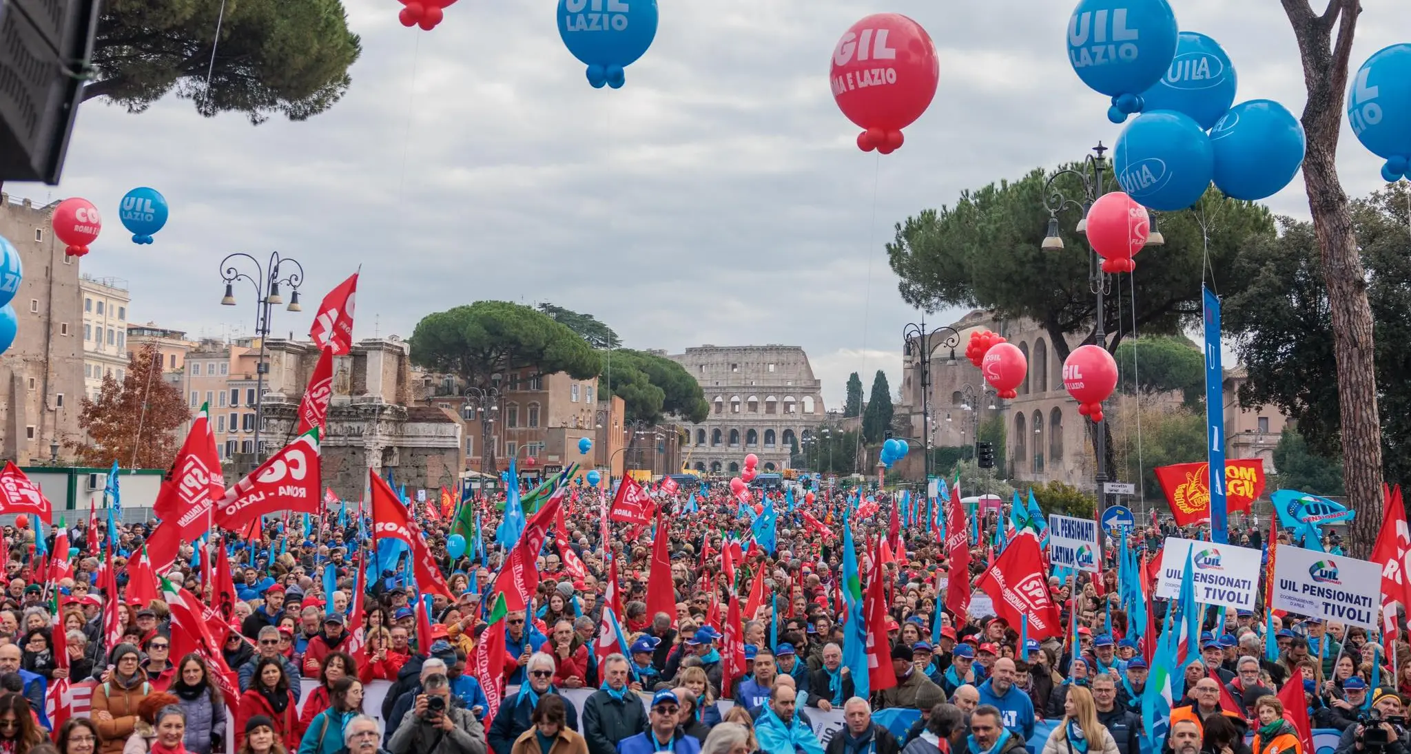 Sciopero generale, nelle piazze in 500 mila