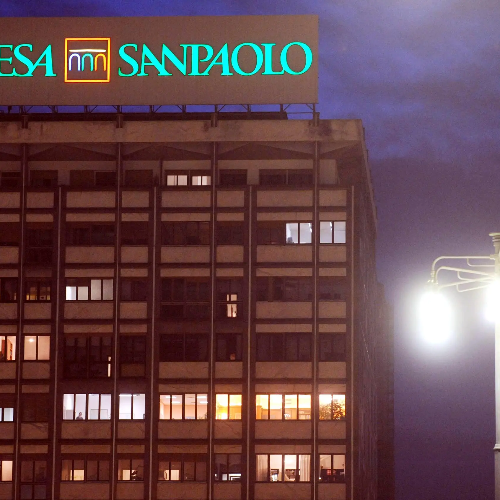 Intesa Sanpaolo, Fisac: accordo importante per formazione, salute, sicurezza