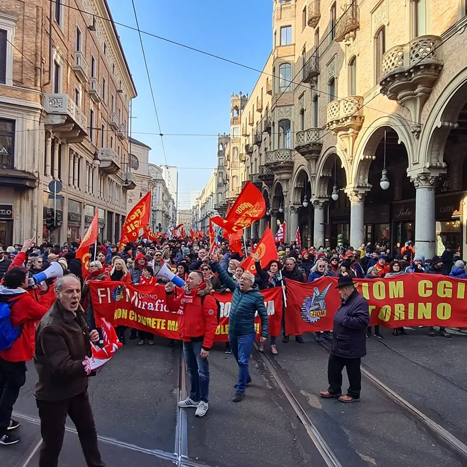 Torino, il 2025 sarà il 18° anno di cassa integrazione a Mirafiori