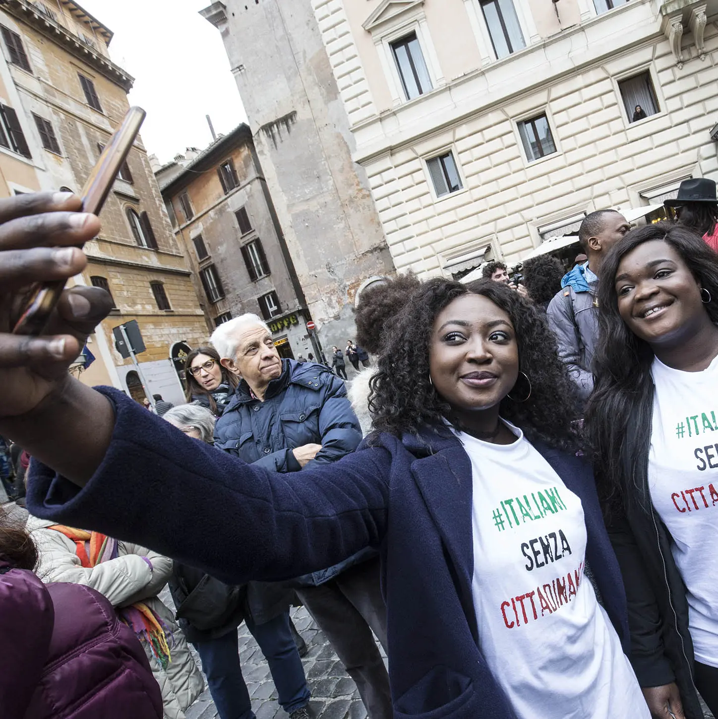 Stranieri, cittadini d'Italia