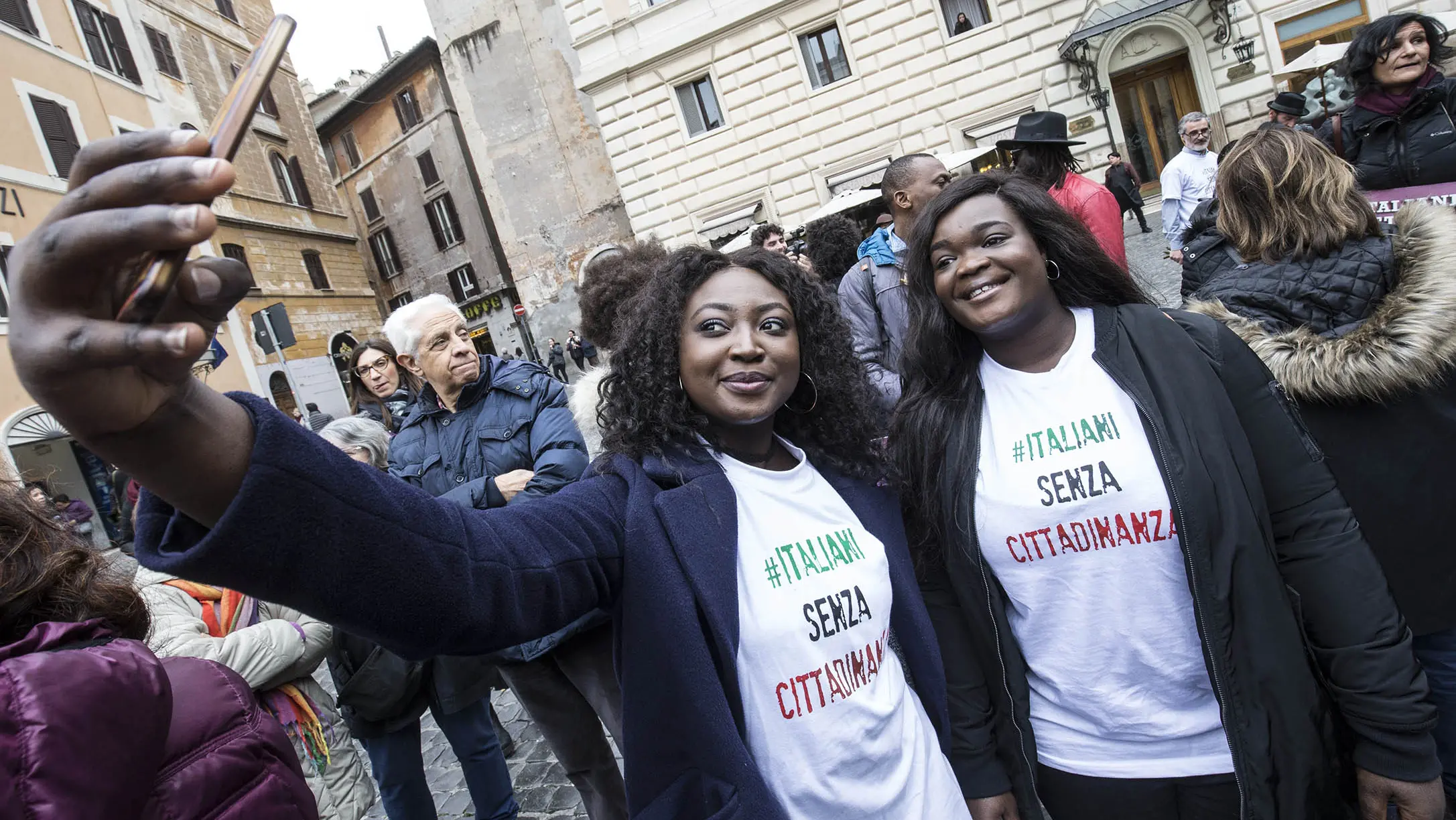 Stranieri, cittadini d'Italia