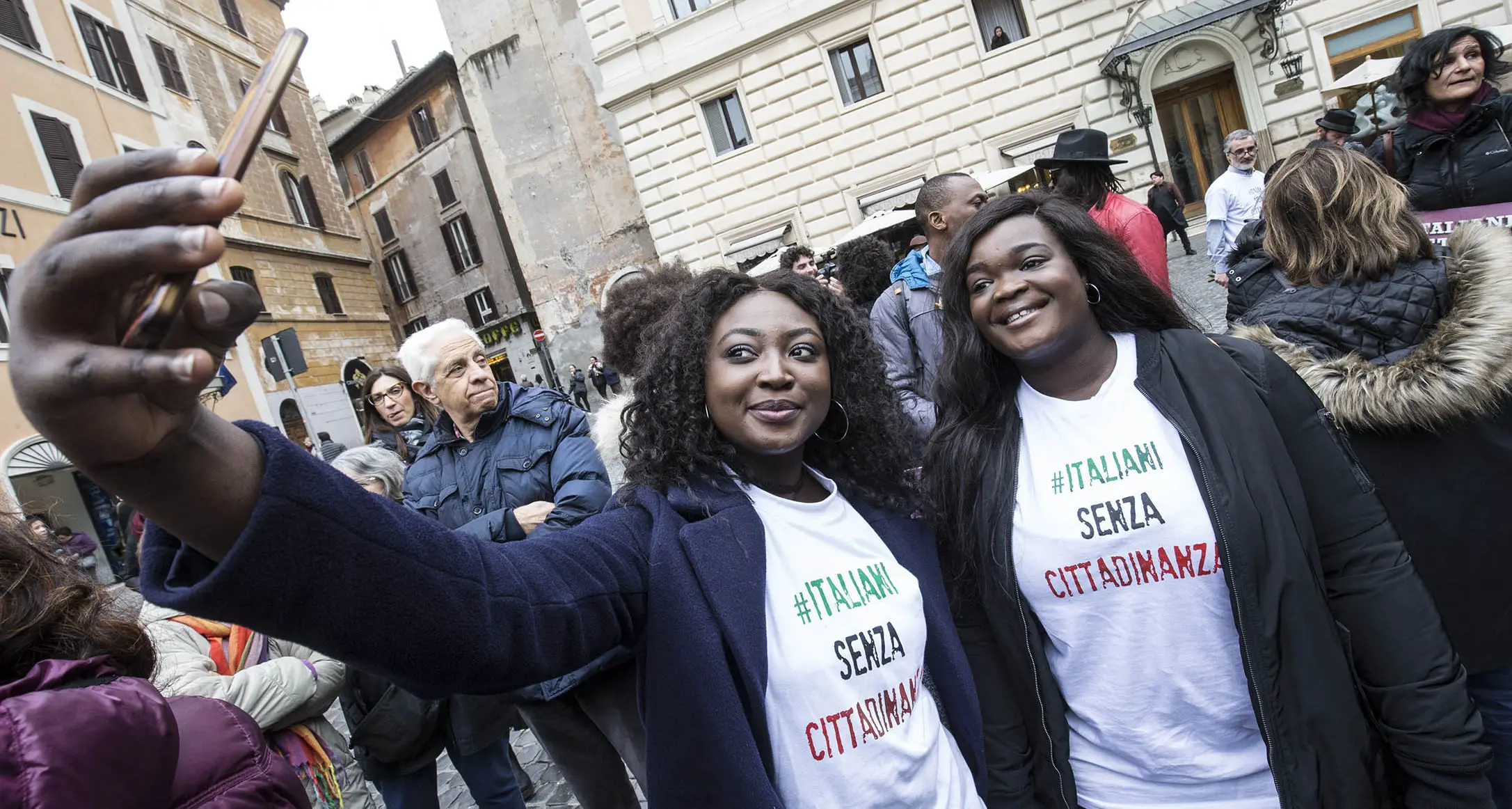 Stranieri, cittadini d'Italia