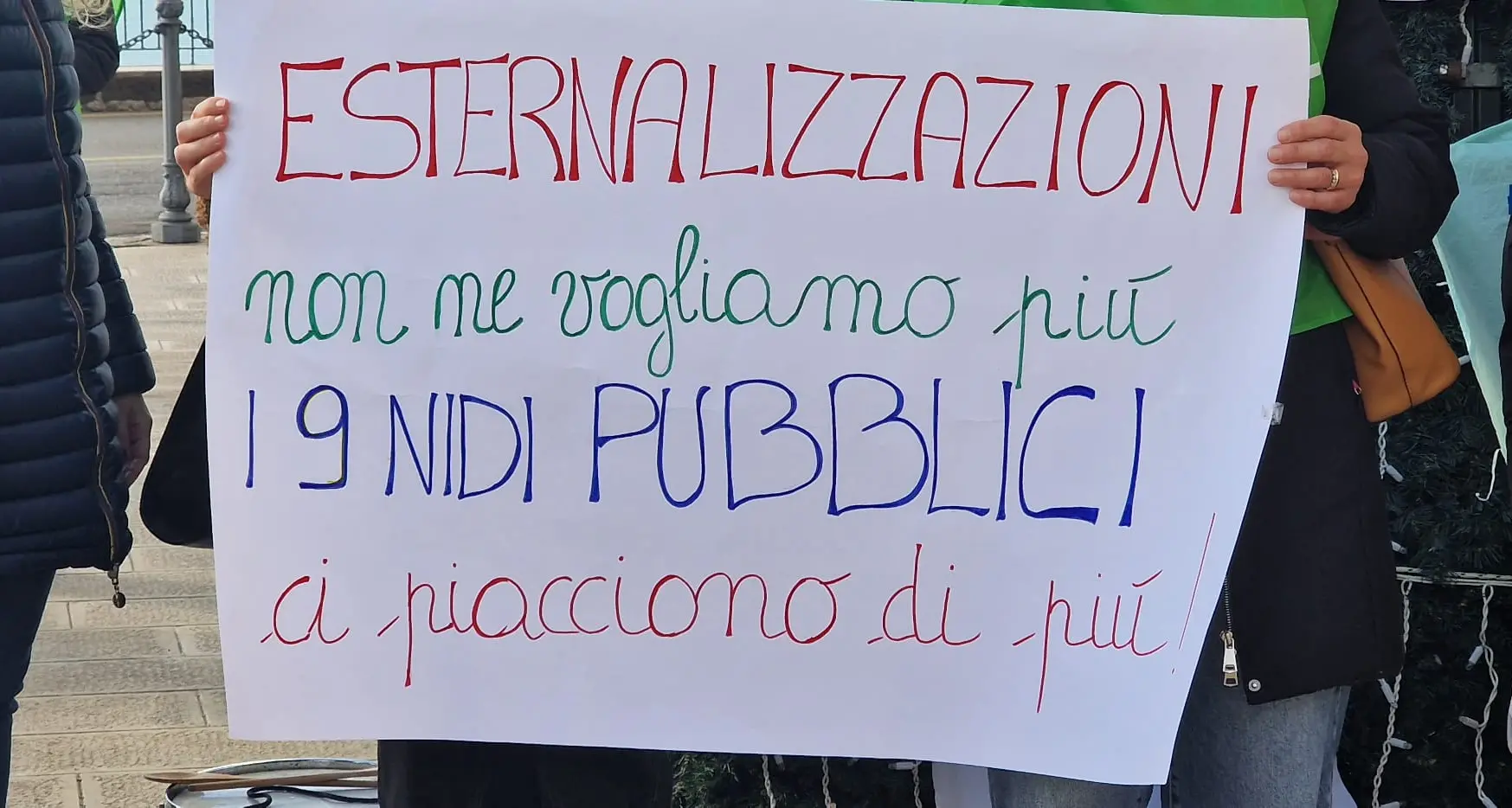 A Taranto il comune privatizza nove nidi. Appello della Cgil al sindaco: “È un tradimento, ci ripensi”